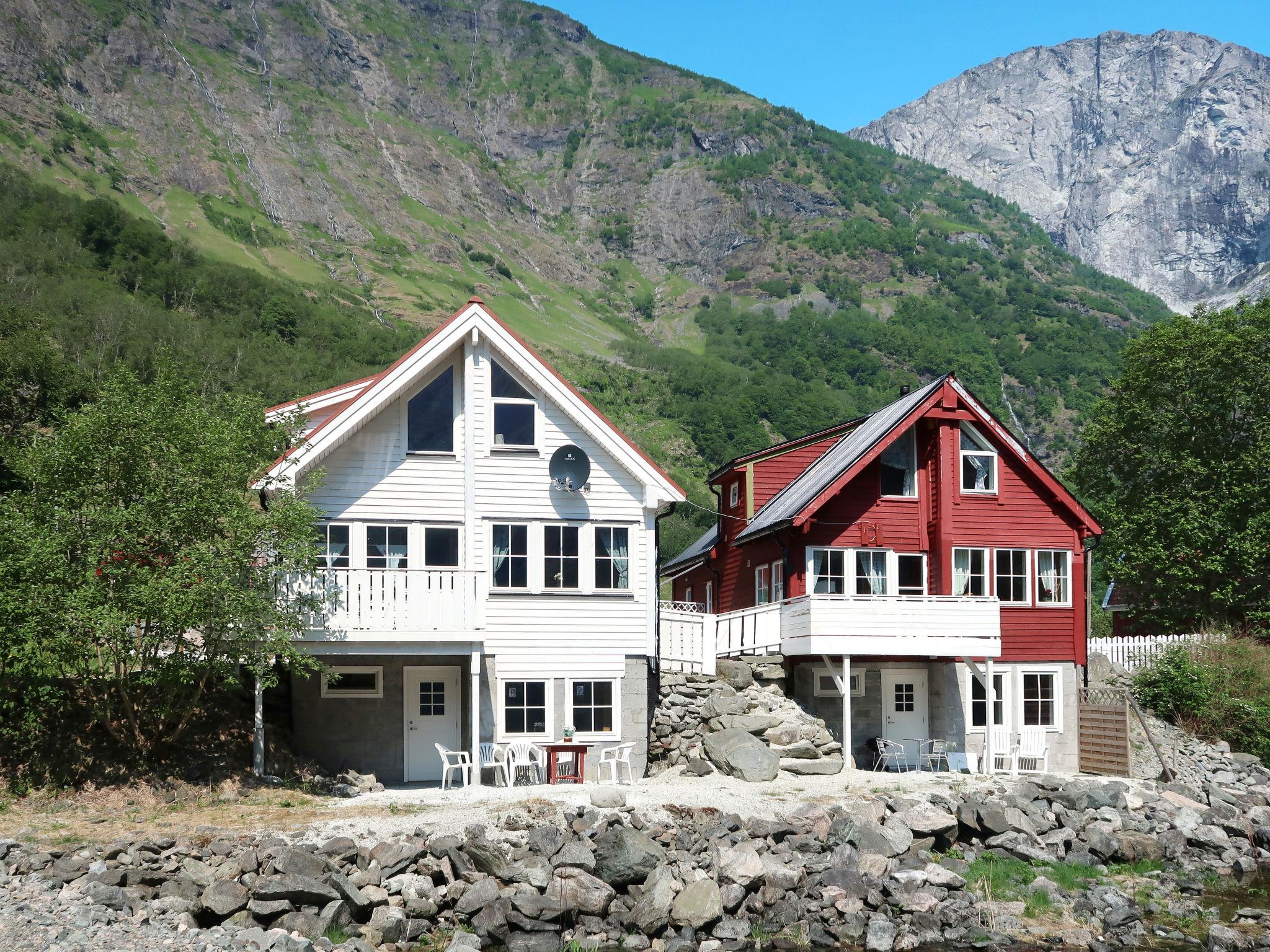 Foto 18 - Haus mit 3 Schlafzimmern in Aurland mit garten und terrasse