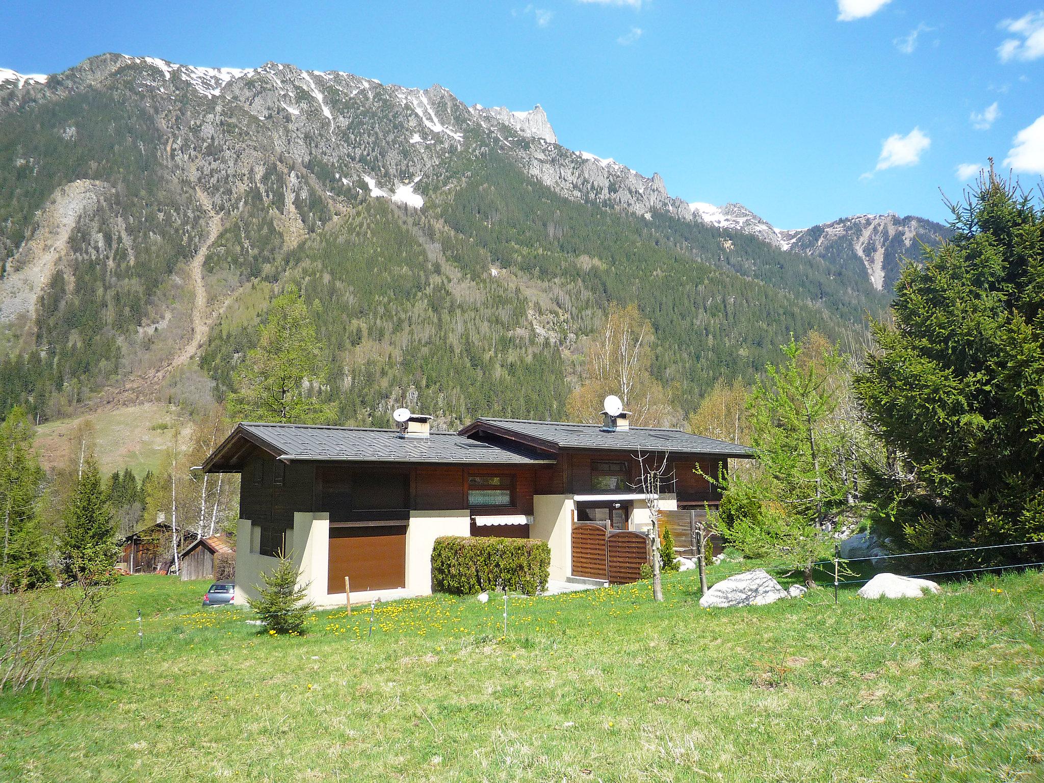 Foto 4 - Casa de 2 habitaciones en Chamonix-Mont-Blanc con vistas a la montaña
