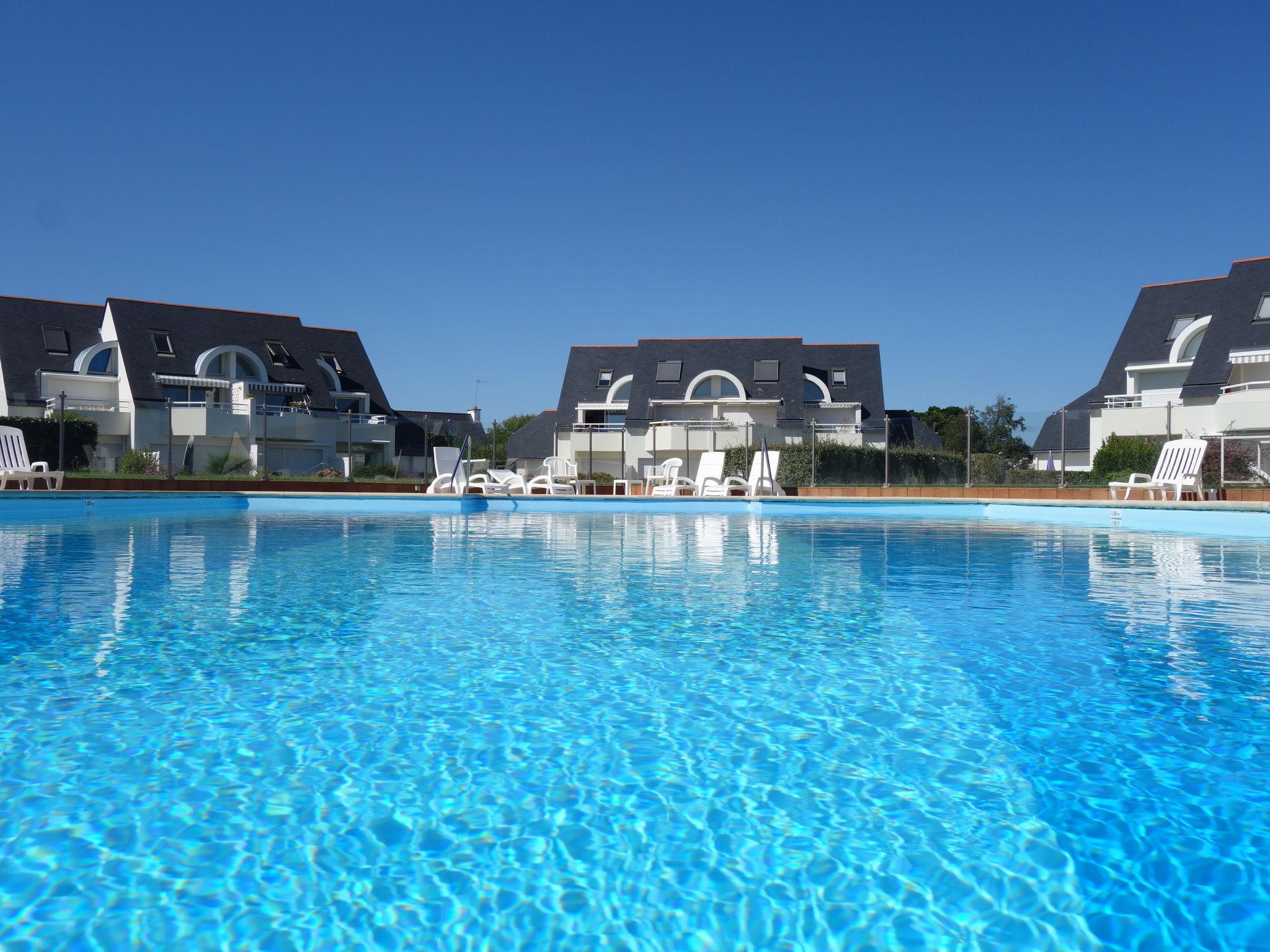 Foto 5 - Apartamento de 2 habitaciones en Carnac con piscina y vistas al mar