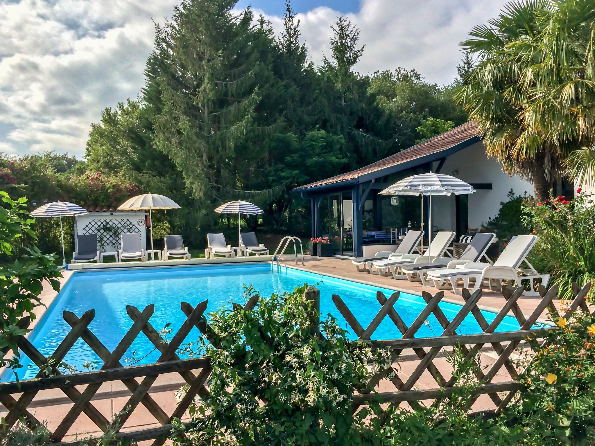 Photo 34 - Maison de 6 chambres à Urcuit avec piscine privée et vues à la mer