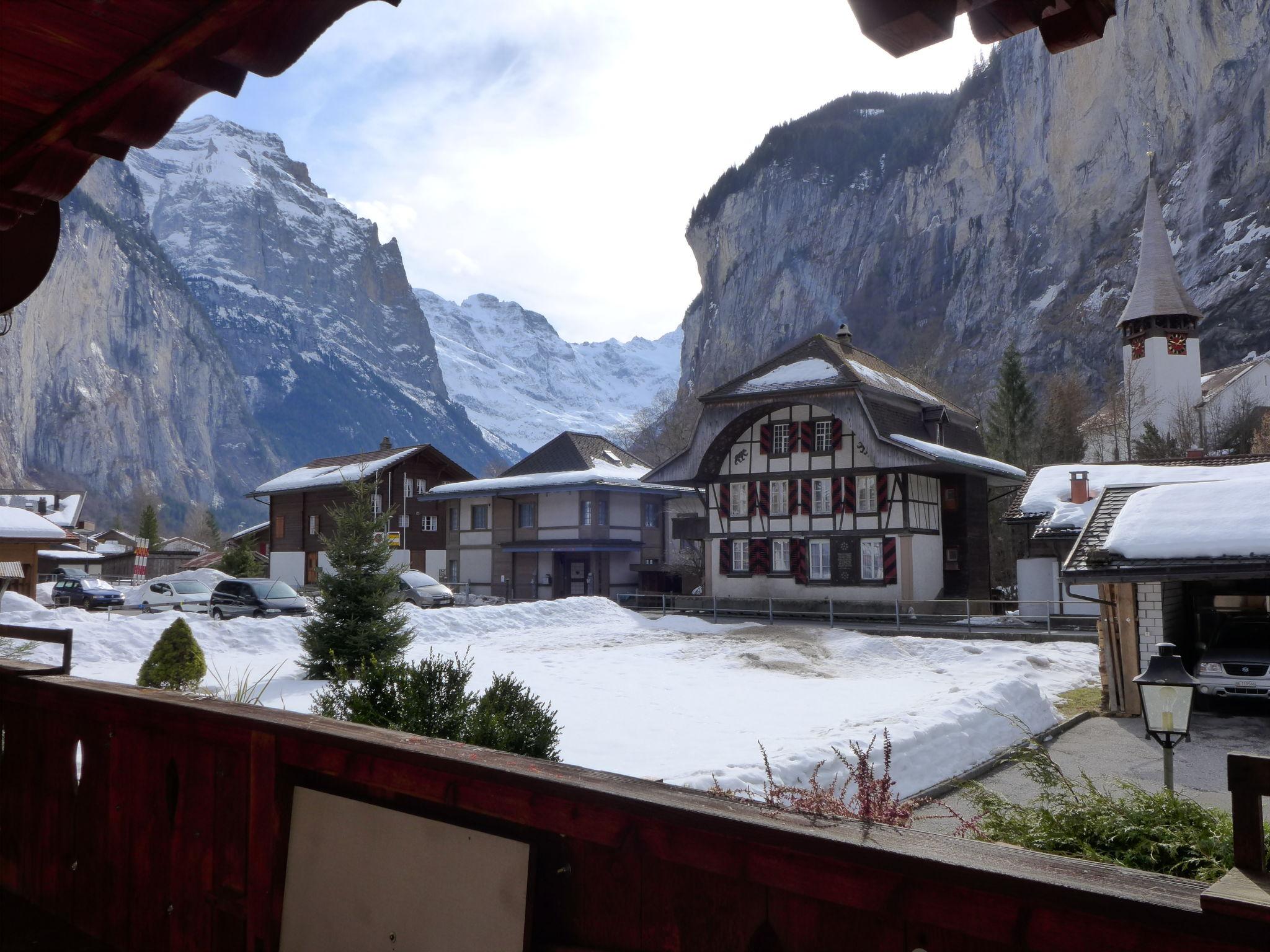 Photo 20 - Appartement de 2 chambres à Lauterbrunnen avec vues sur la montagne