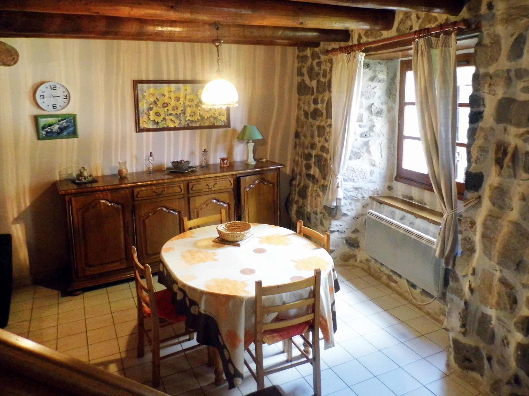 Photo 6 - 3 bedroom House in Saint-Julien-d'Ance with garden and terrace