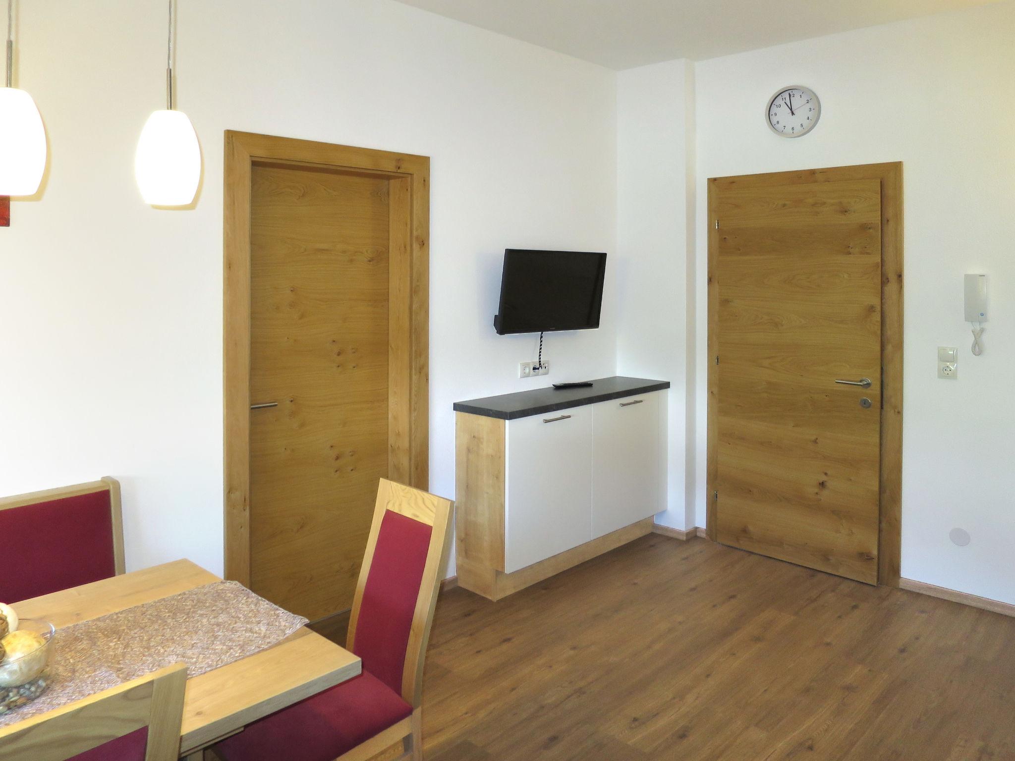 Foto 6 - Apartamento de 2 quartos em Ramsau im Zillertal com jardim e vista para a montanha