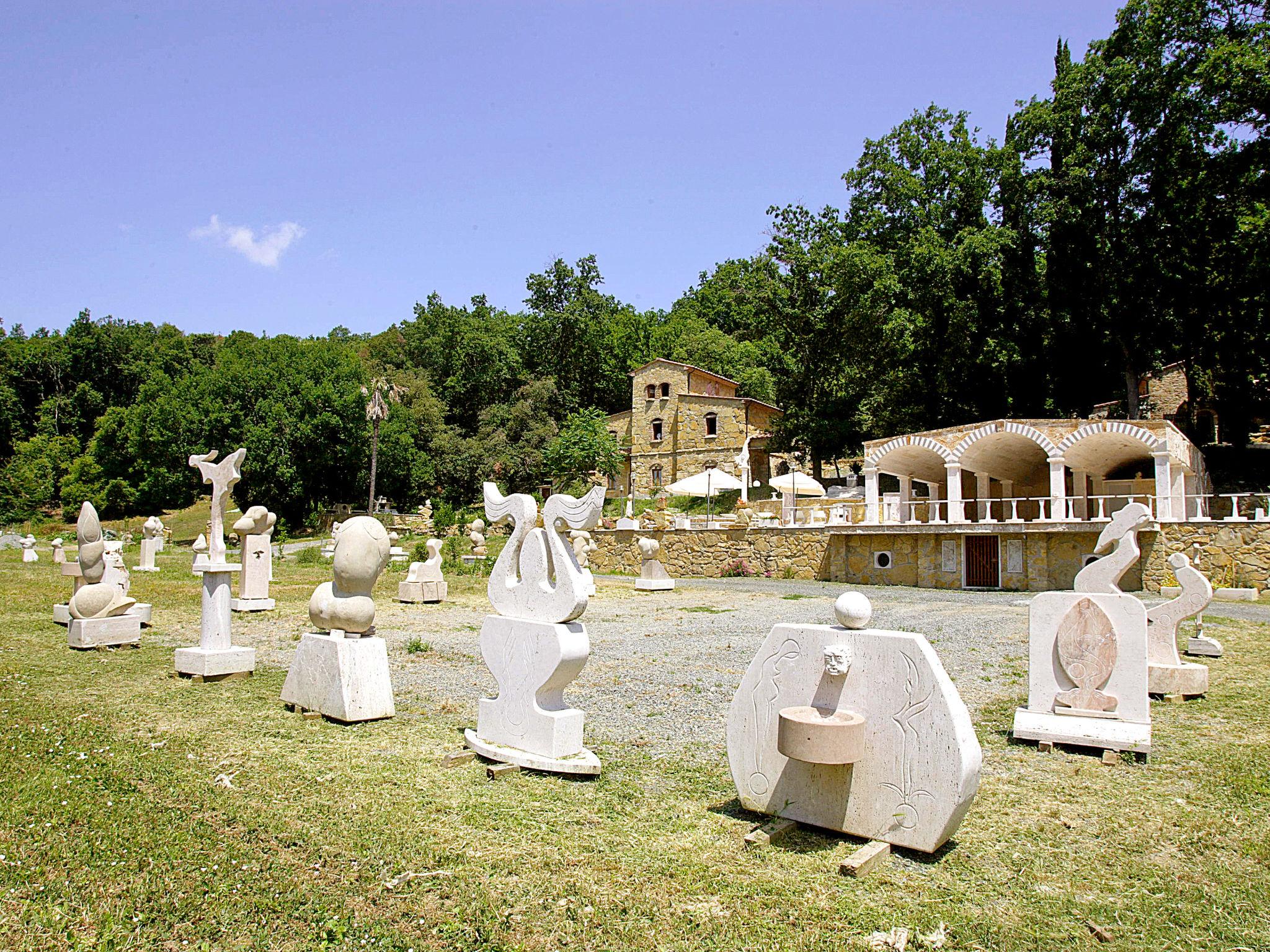 Foto 48 - Haus mit 4 Schlafzimmern in Monteverdi Marittimo mit schwimmbad und garten