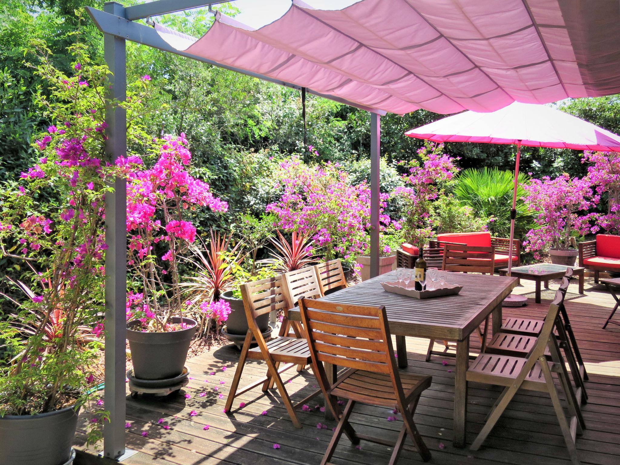 Photo 2 - Maison de 5 chambres à Soulac-sur-Mer avec jardin et vues à la mer