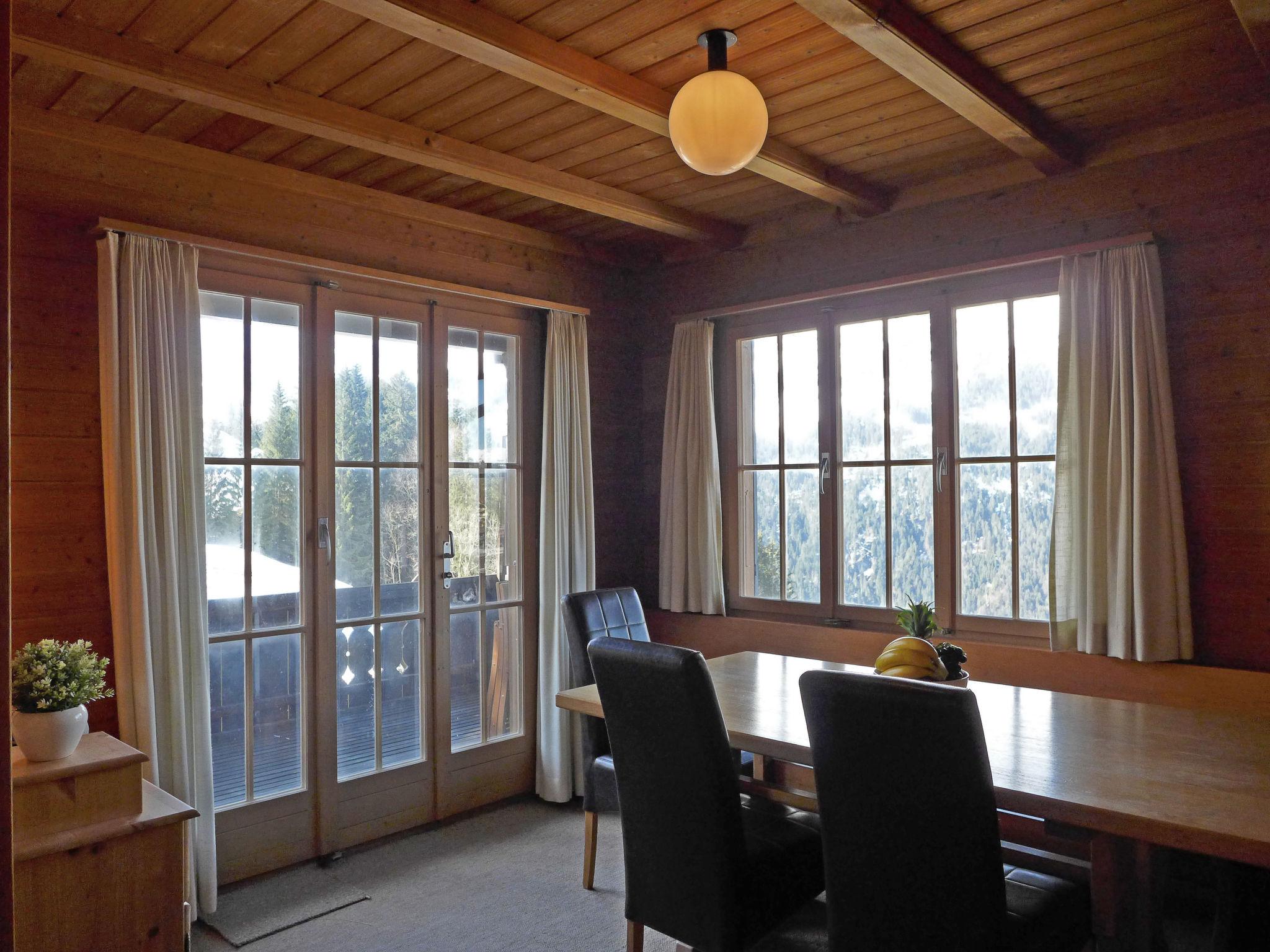 Photo 3 - Maison de 4 chambres à Lauterbrunnen avec terrasse et vues sur la montagne