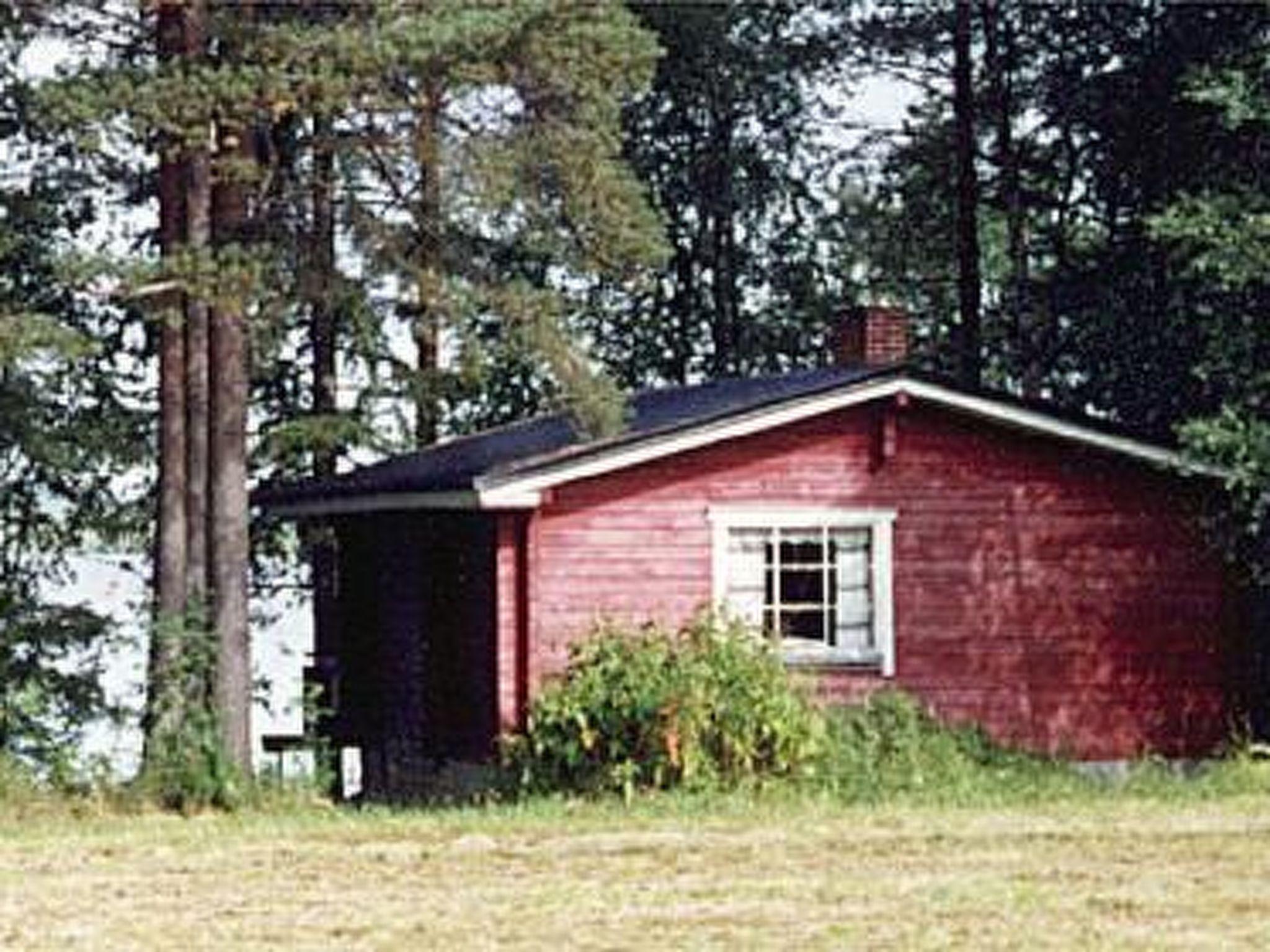 Photo 1 - Maison de 1 chambre à Pello avec sauna et vues sur la montagne