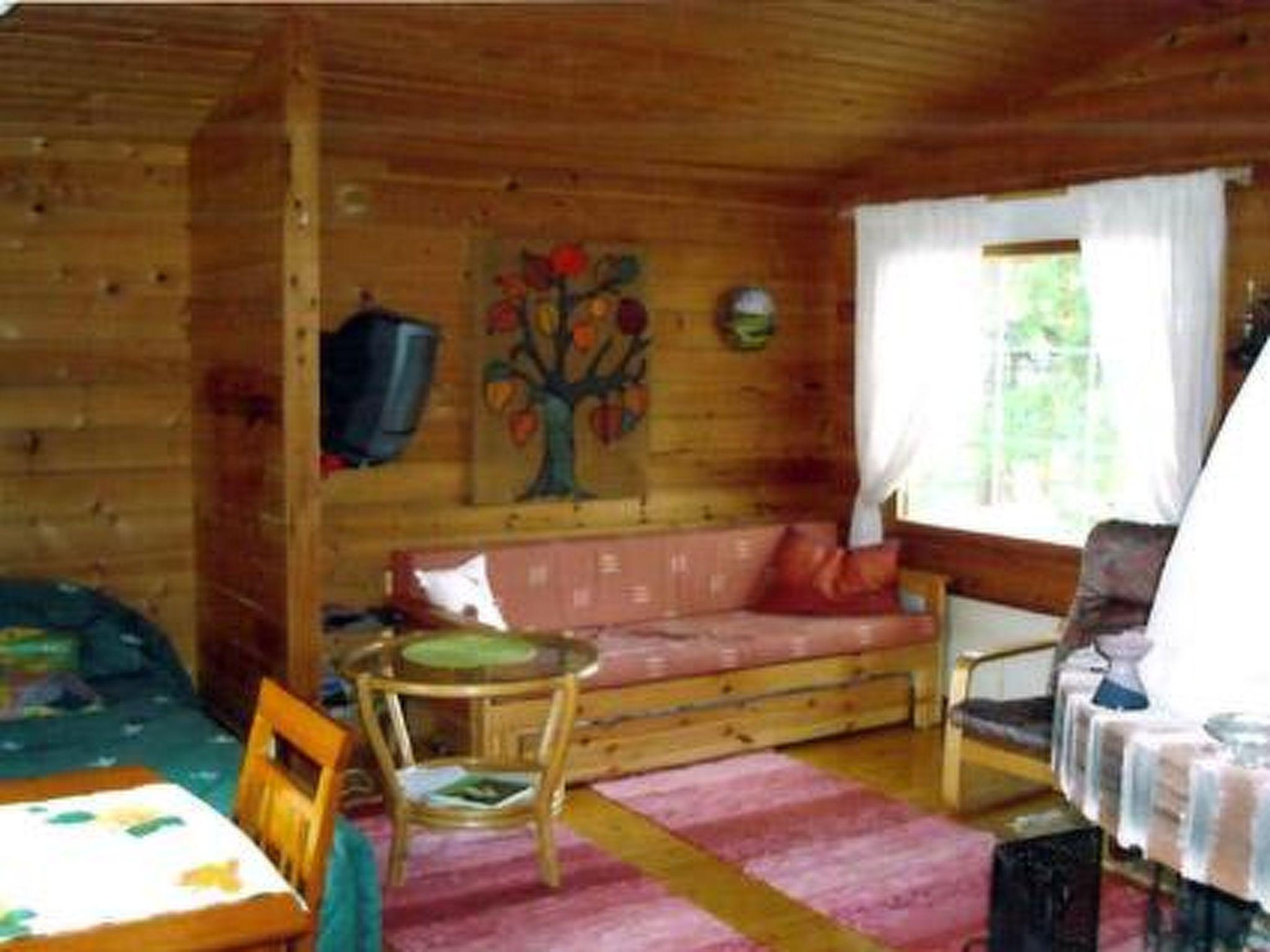 Photo 12 - Maison de 1 chambre à Pello avec sauna et vues sur la montagne