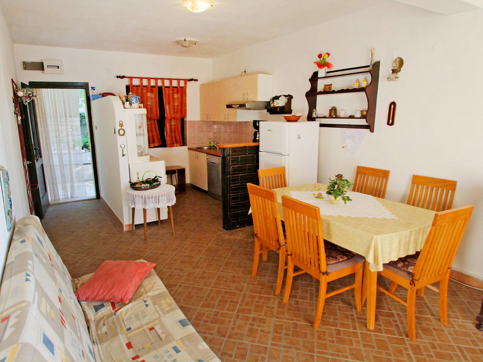 Photo 9 - 2 bedroom Apartment in Blato with terrace