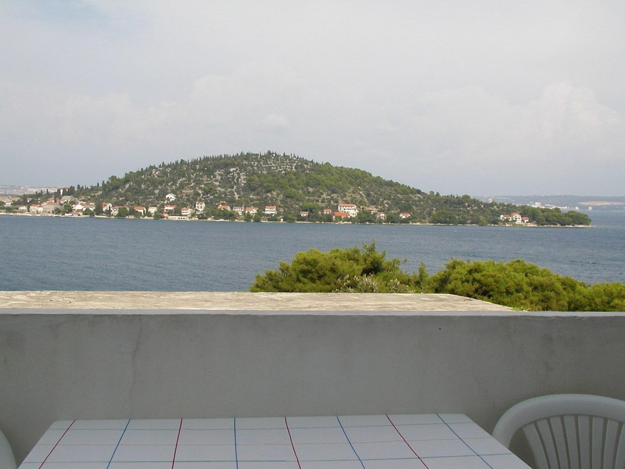 Foto 9 - Apartamento de 3 habitaciones en Kali con piscina y vistas al mar