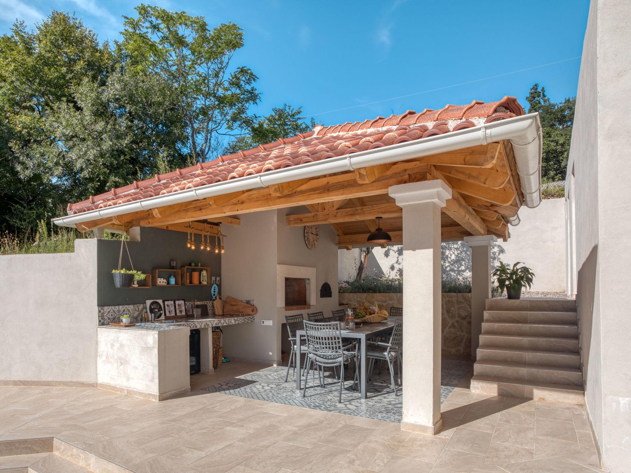 Photo 26 - Maison de 4 chambres à Vinodolska Općina avec piscine privée et vues à la mer