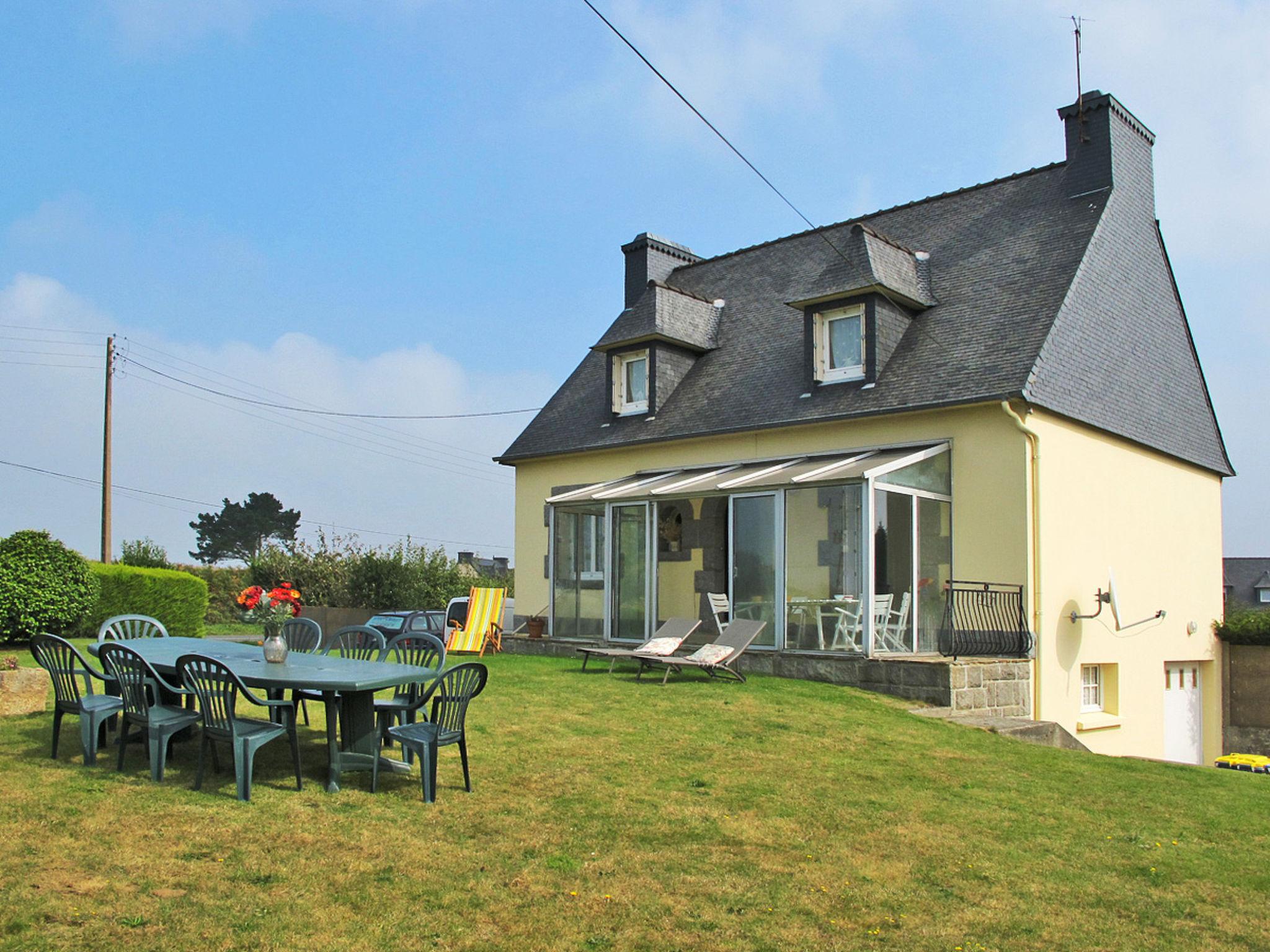 Photo 24 - Maison de 3 chambres à Kermaria-Sulard avec jardin