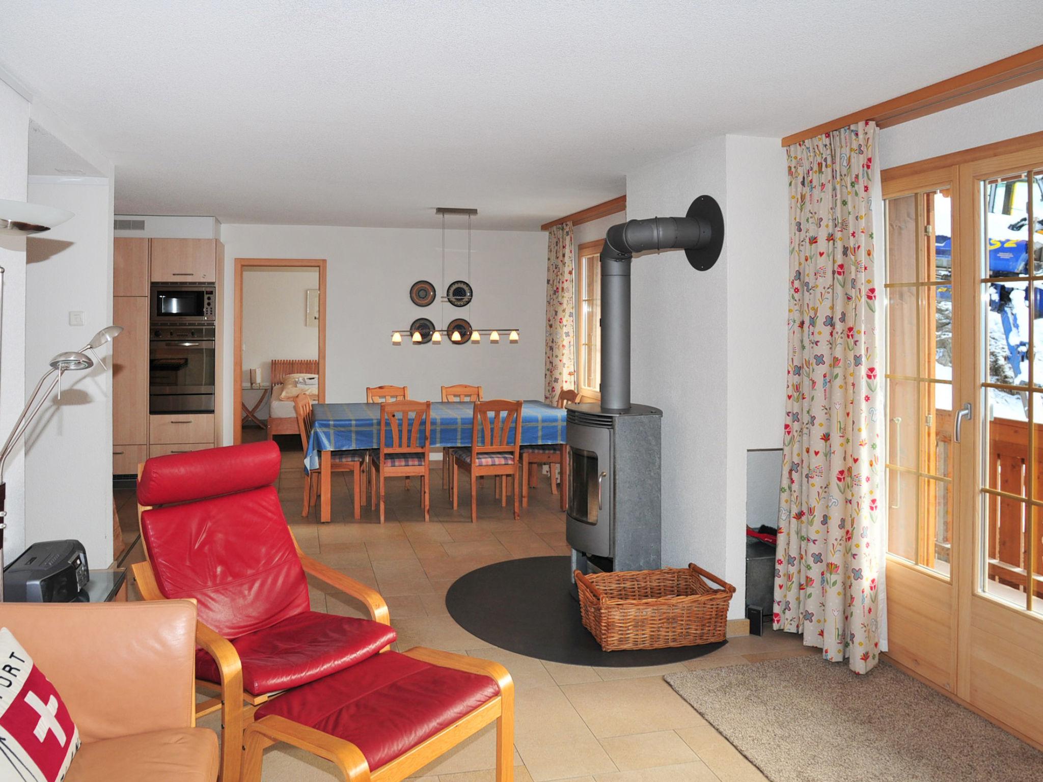 Photo 6 - 3 bedroom Apartment in Lauterbrunnen with mountain view