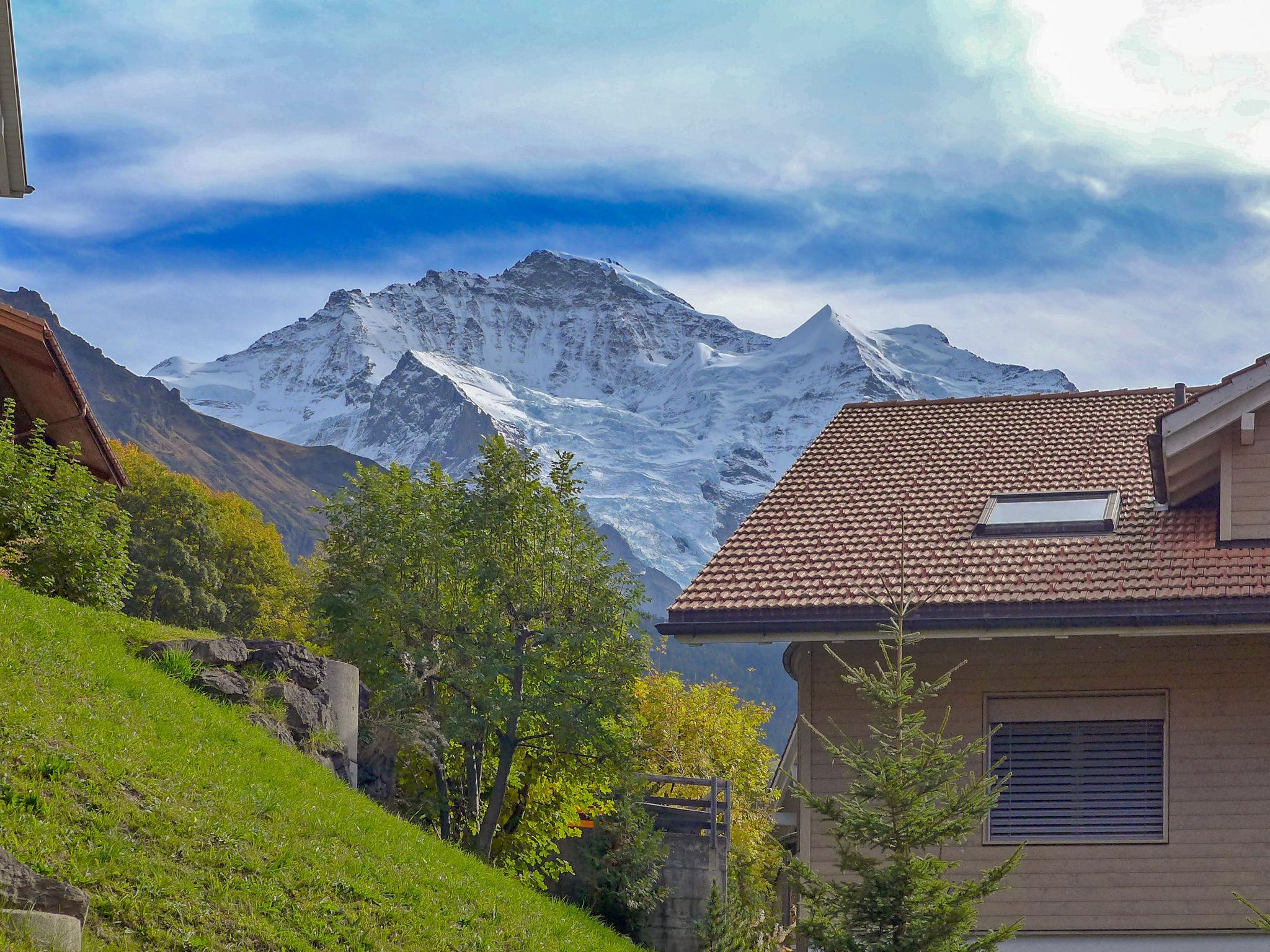 Photo 12 - Appartement de 3 chambres à Lauterbrunnen avec vues sur la montagne