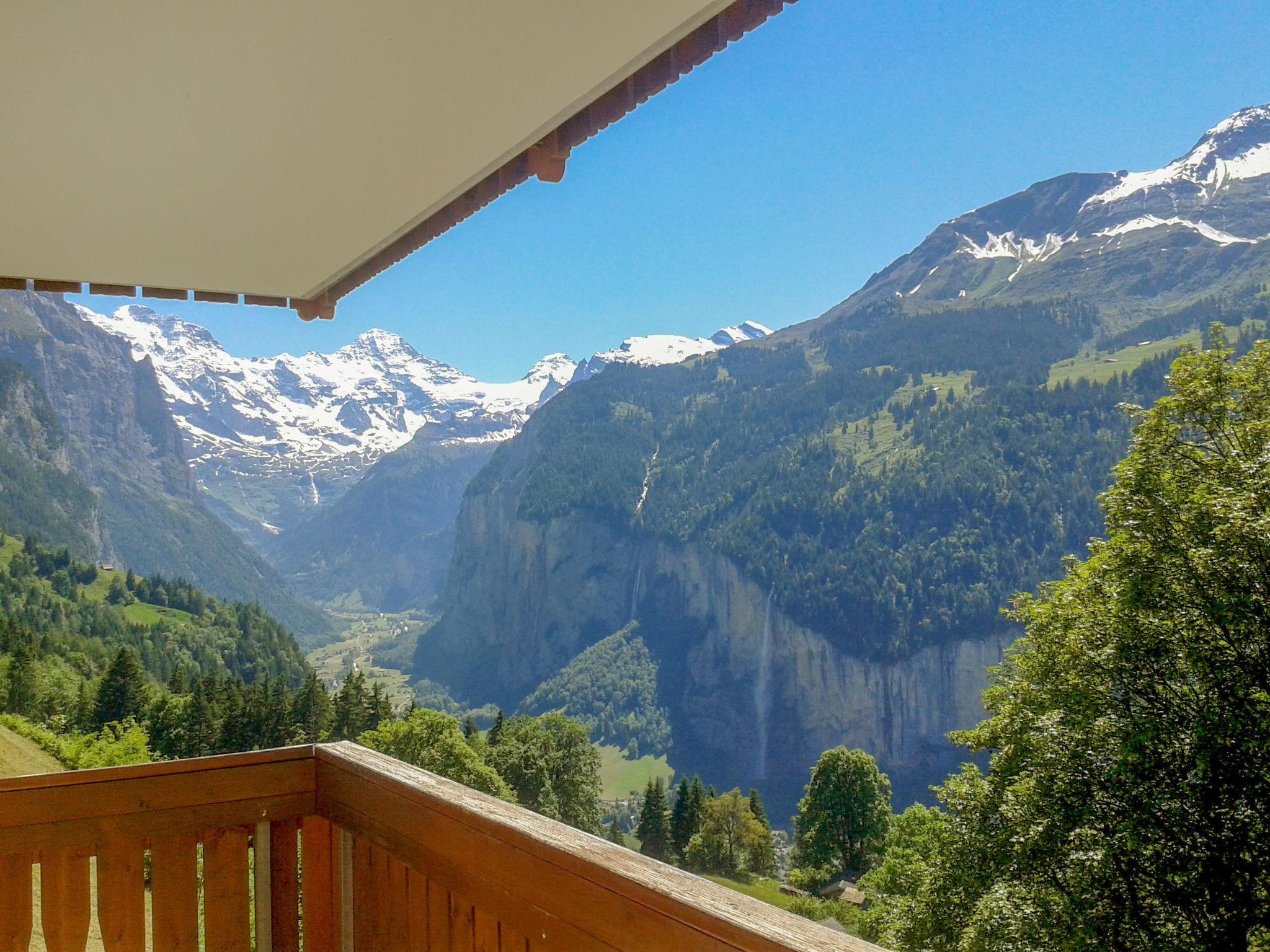 Photo 4 - 3 bedroom Apartment in Lauterbrunnen with mountain view