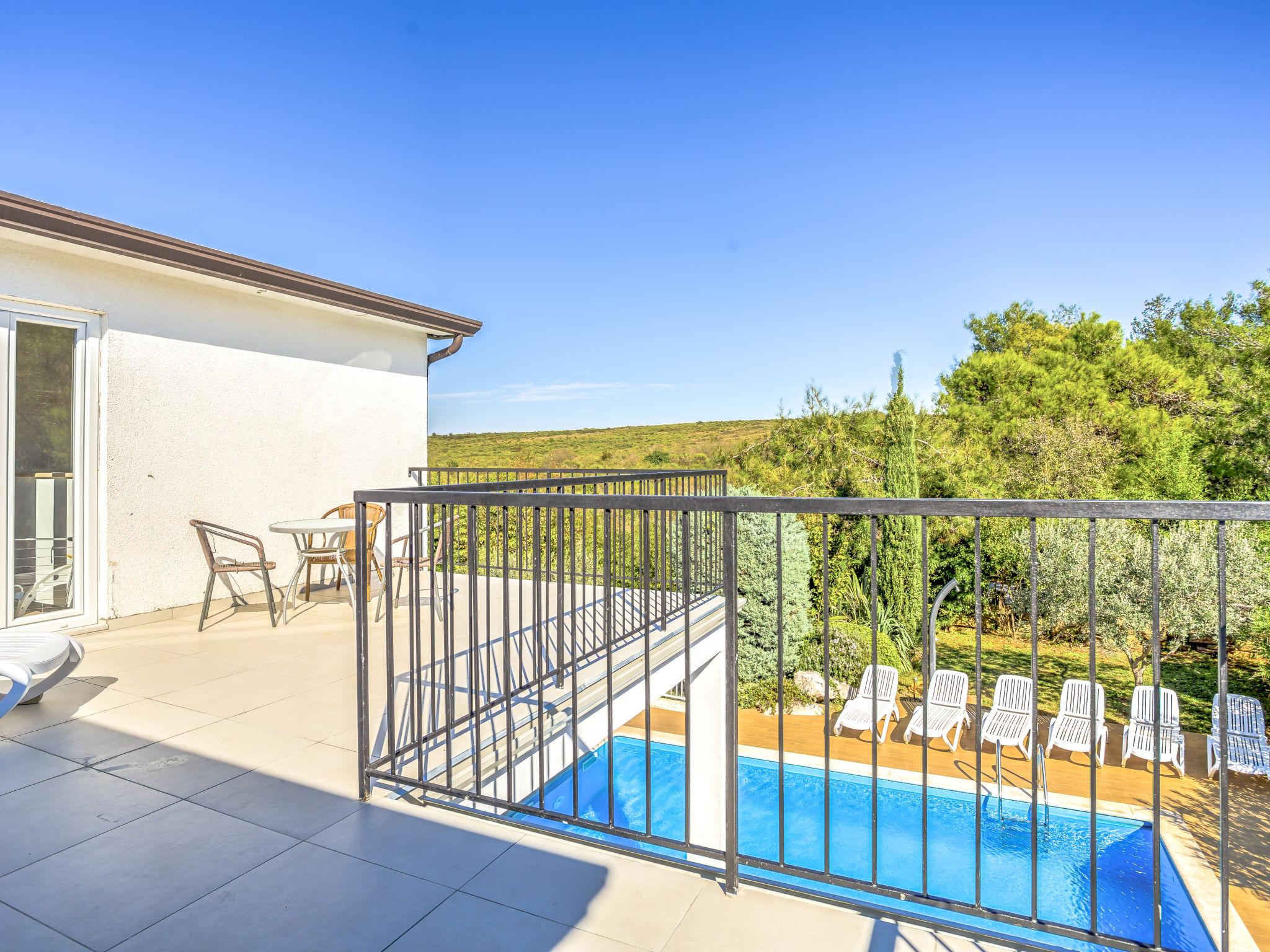 Photo 10 - Appartement de 1 chambre à Umag avec piscine et vues à la mer