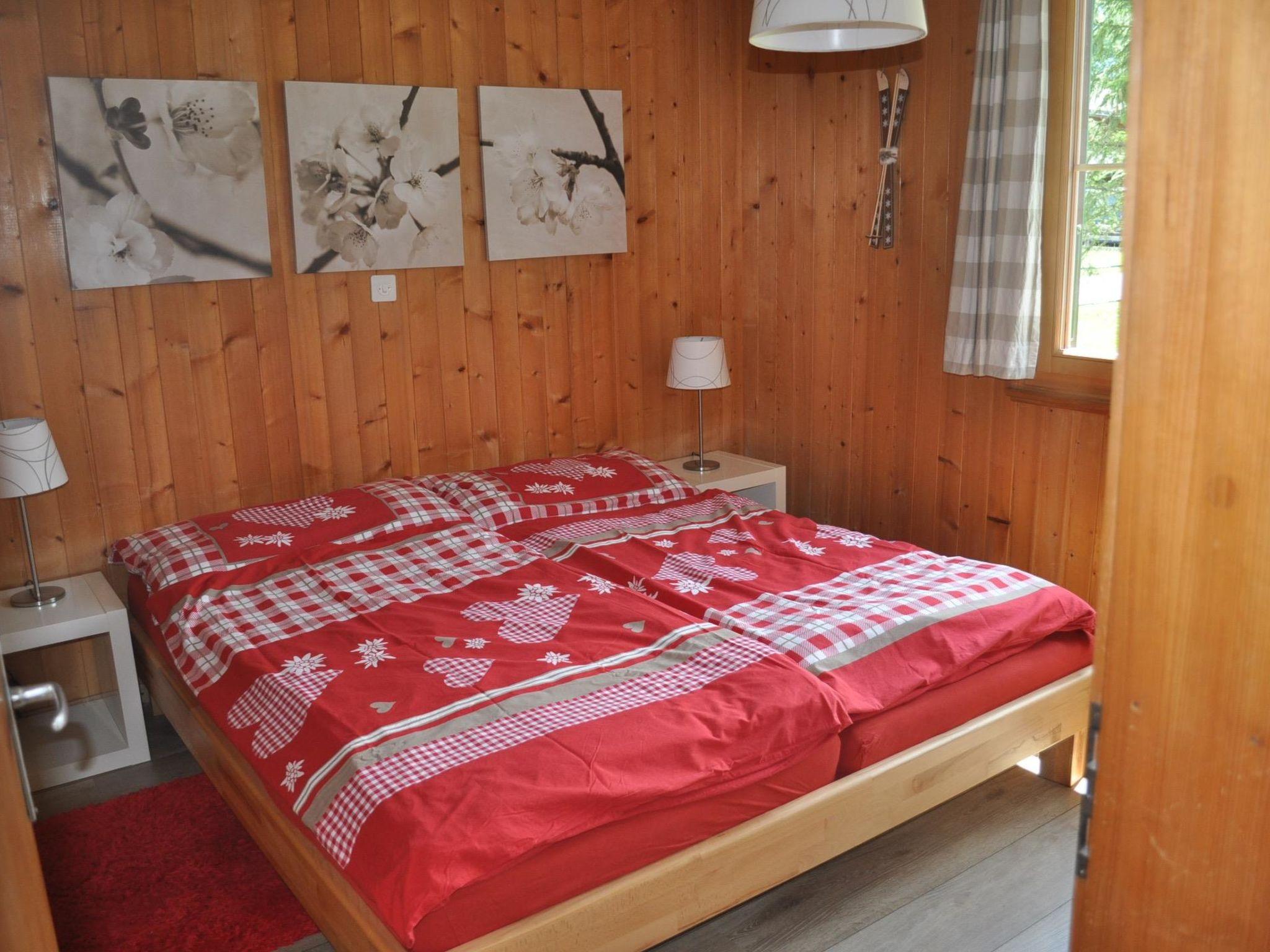 Photo 18 - 3 bedroom Apartment in Lenk with garden