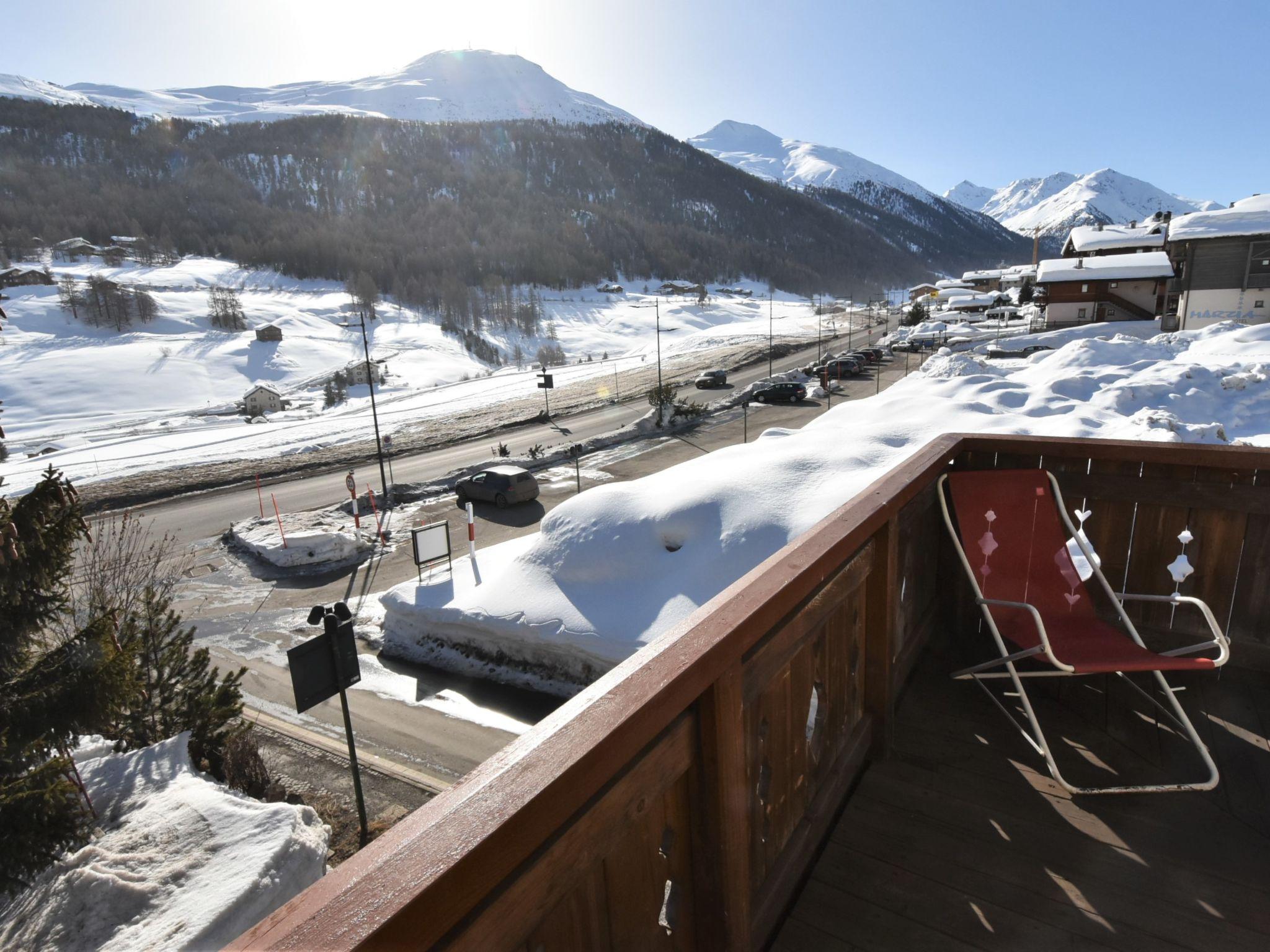 Foto 31 - Apartamento de 2 habitaciones en Livigno con jardín