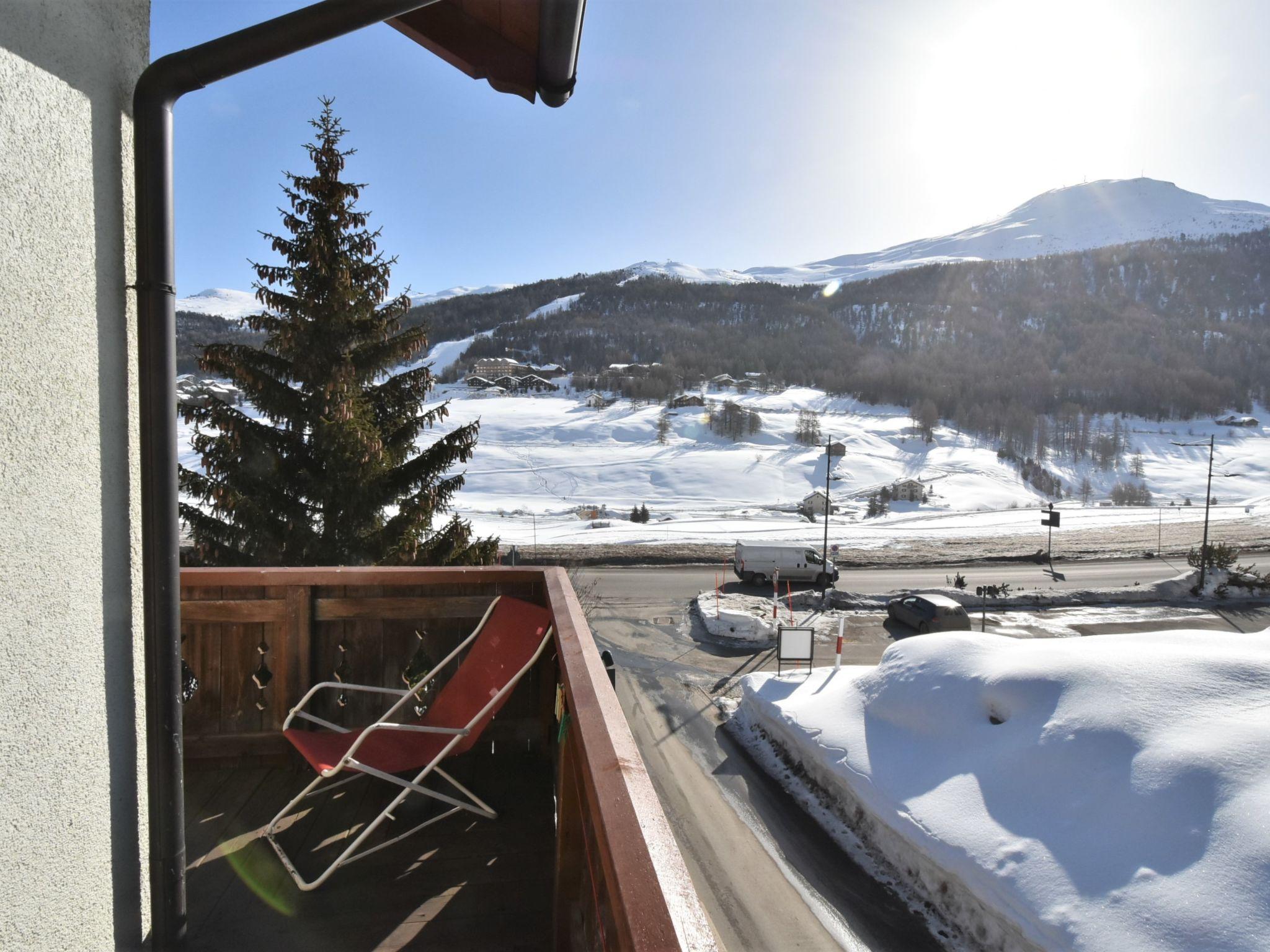 Foto 34 - Apartamento de 2 quartos em Livigno com jardim e vista para a montanha