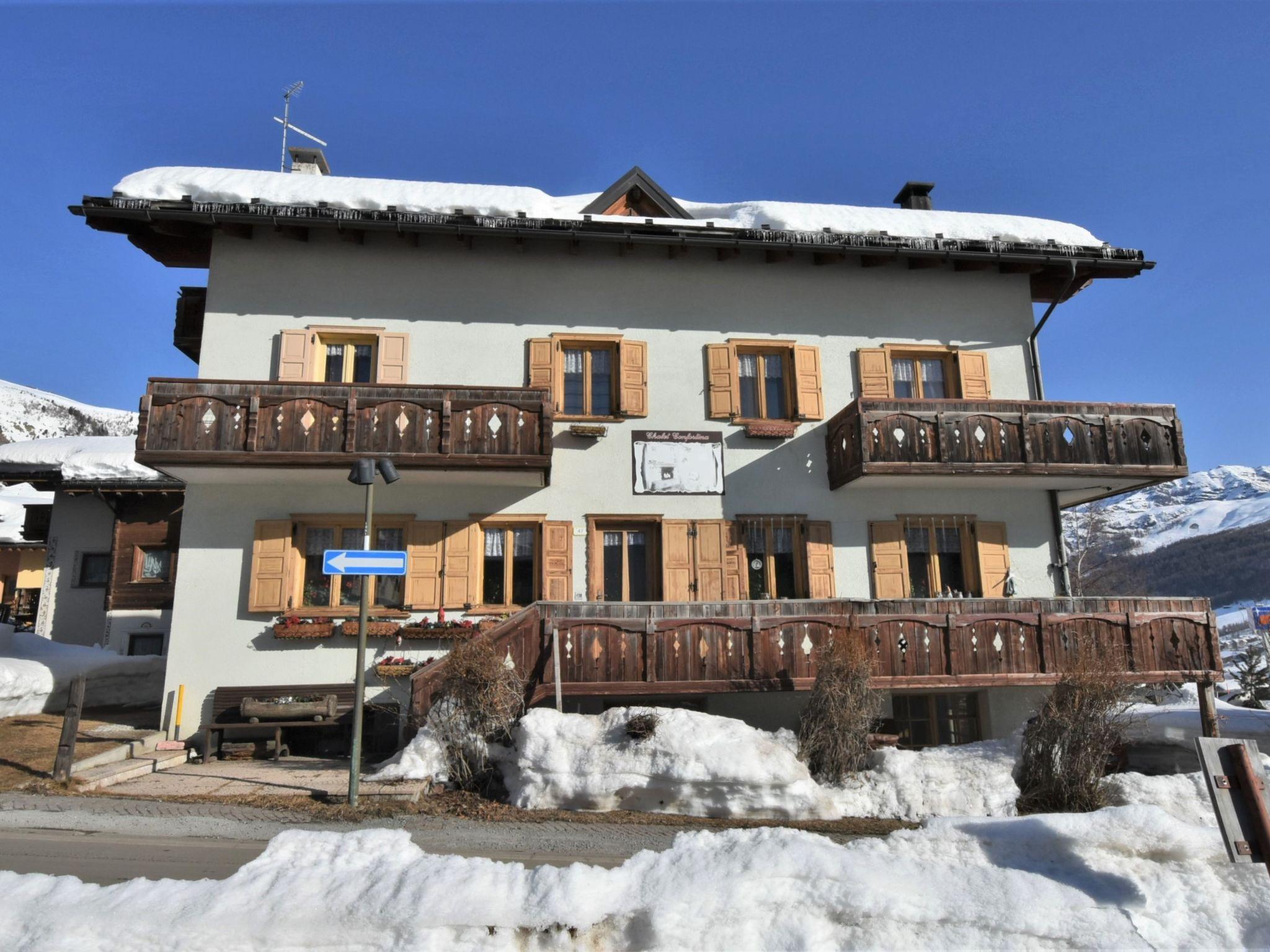 Foto 28 - Apartamento de 2 quartos em Livigno com jardim e vista para a montanha