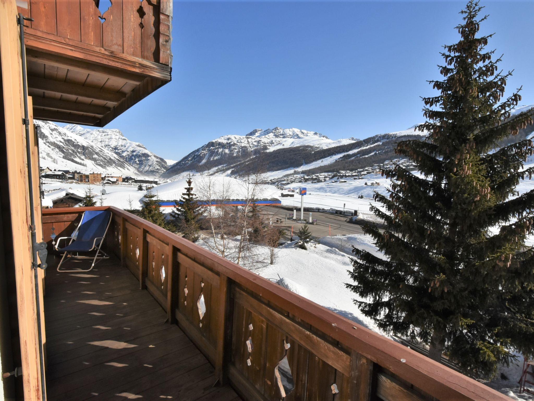 Photo 22 - Appartement de 2 chambres à Livigno avec jardin