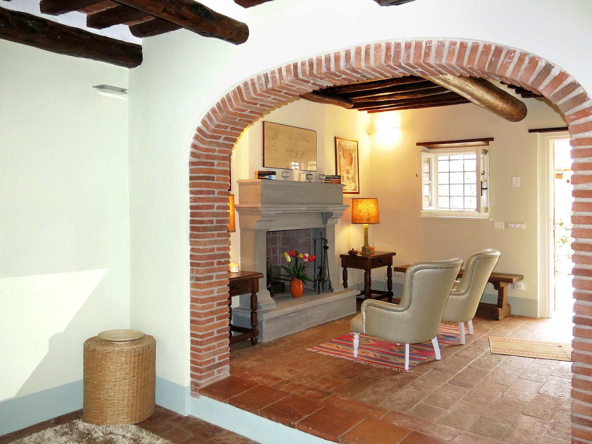 Photo 8 - 5 bedroom House in Pescaglia with private pool and garden