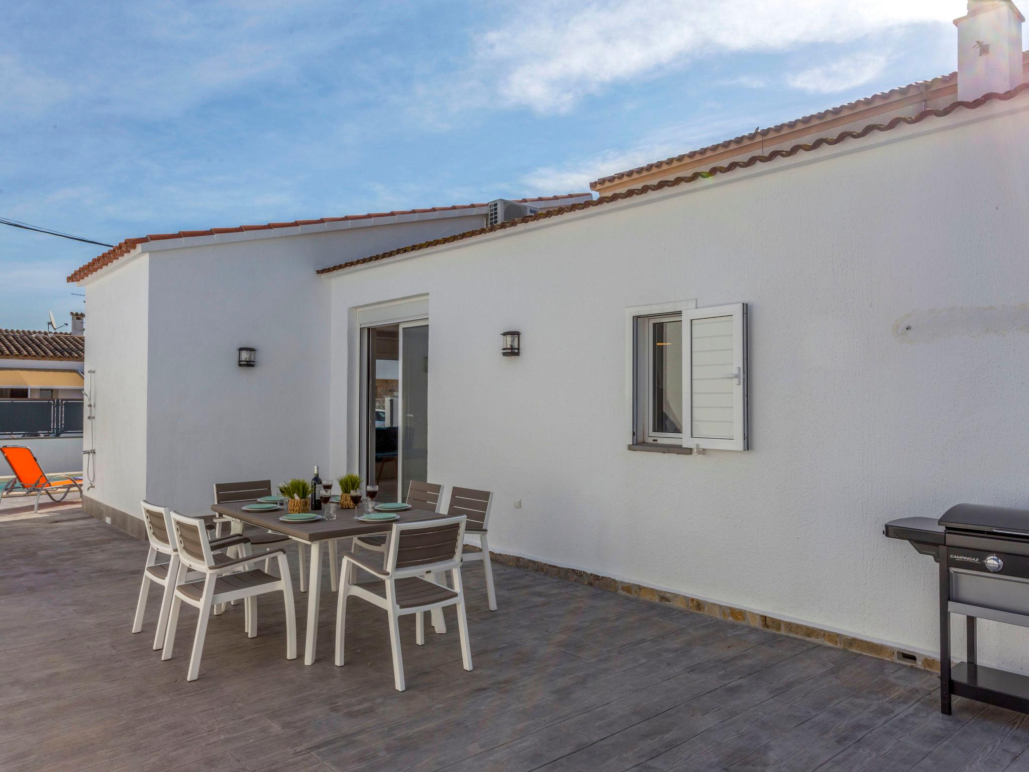 Photo 24 - 3 bedroom House in Castelló d'Empúries with private pool and garden