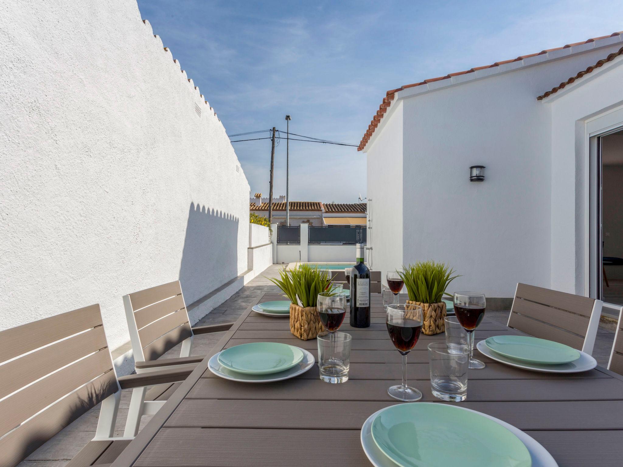 Foto 22 - Casa con 3 camere da letto a Castelló d'Empúries con piscina privata e vista mare