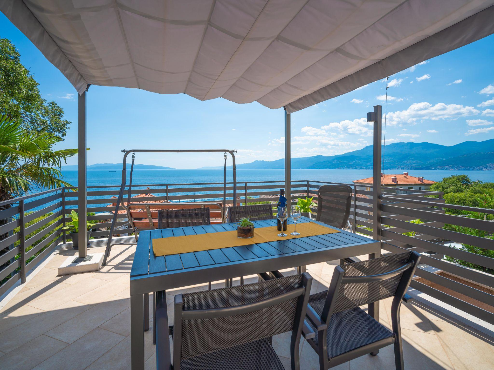 Photo 1 - Maison en Rijeka avec terrasse et vues à la mer