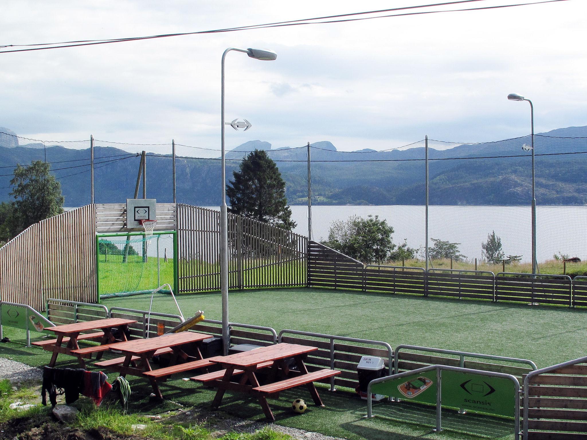 Photo 17 - Maison de 4 chambres à Sande i Sunnfjord avec terrasse