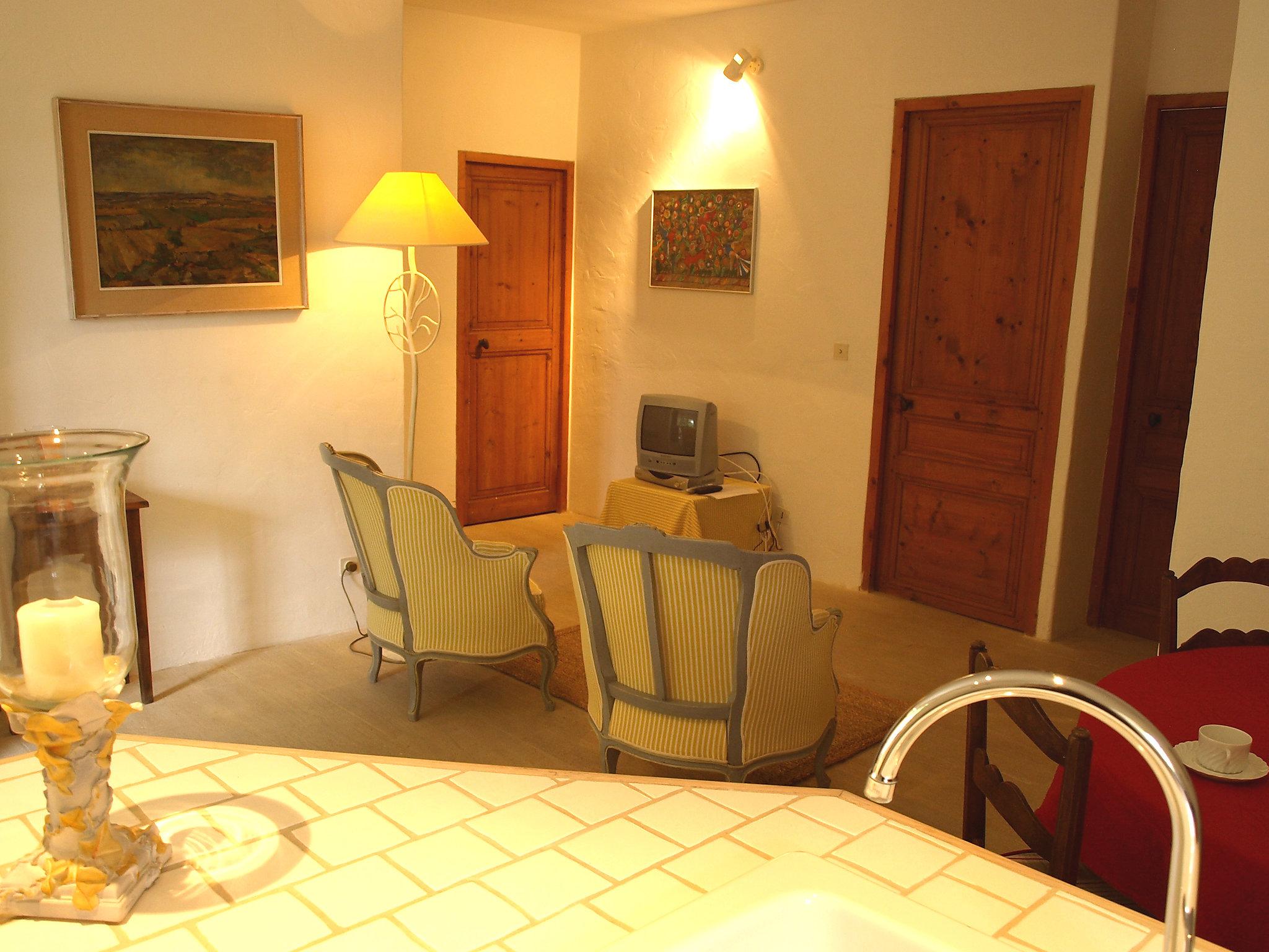 Photo 9 - 3 bedroom House in Gordes with private pool and terrace