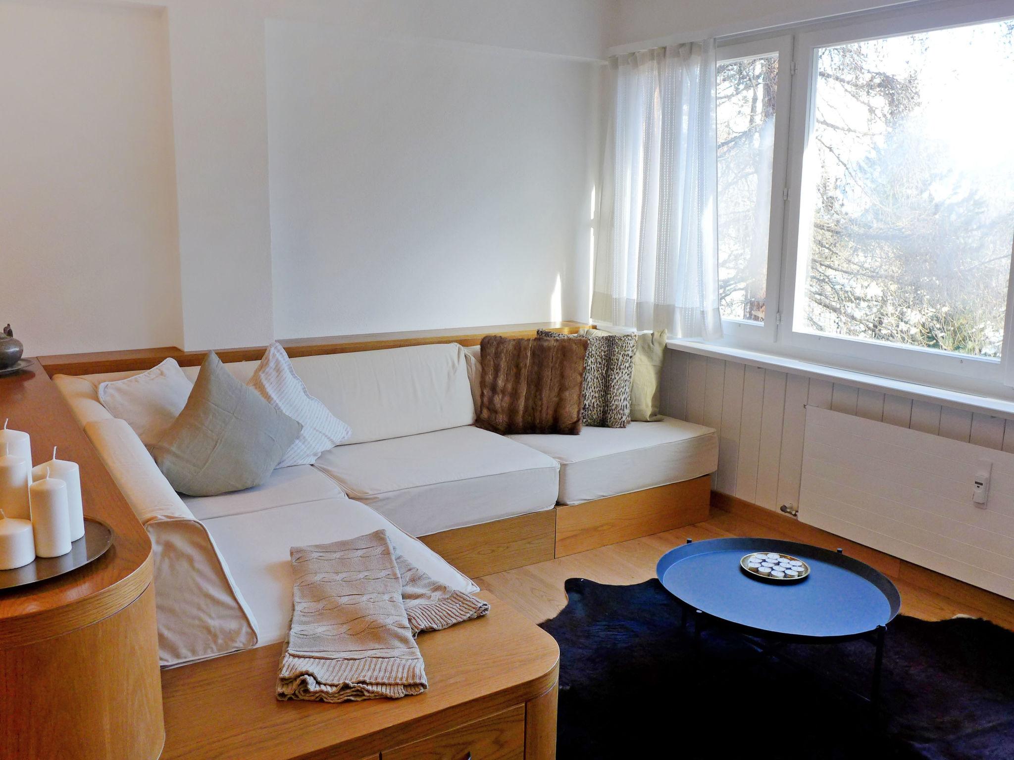 Foto 9 - Apartamento de 2 quartos em Sankt Moritz com jardim