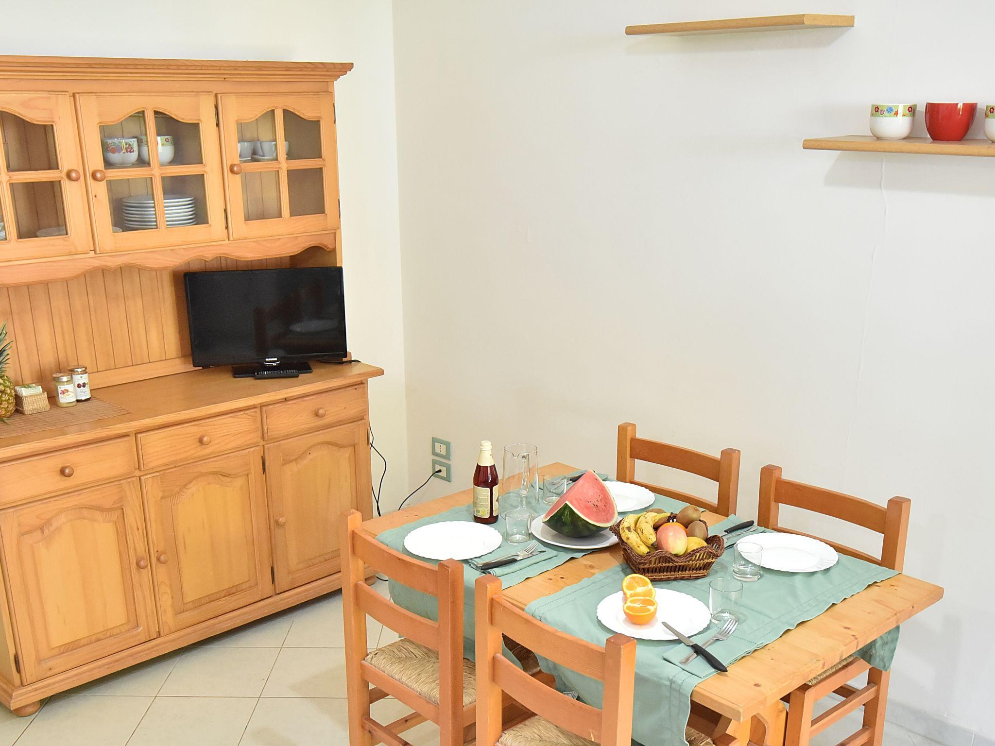 Photo 7 - 1 bedroom Apartment in Silvi with garden