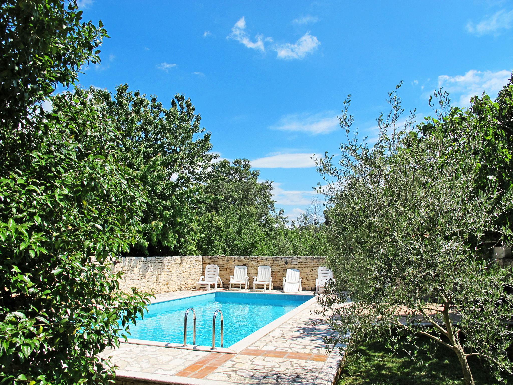 Foto 25 - Haus mit 6 Schlafzimmern in Višnjan mit privater pool und blick aufs meer