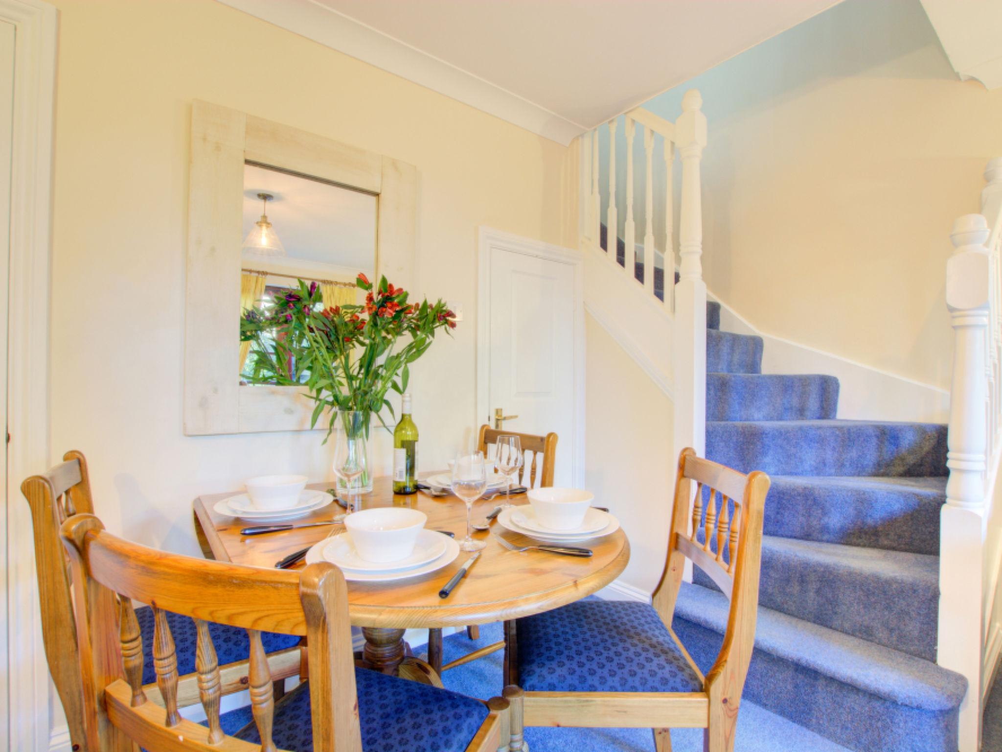 Photo 3 - 2 bedroom House in Padstow with garden and sea view