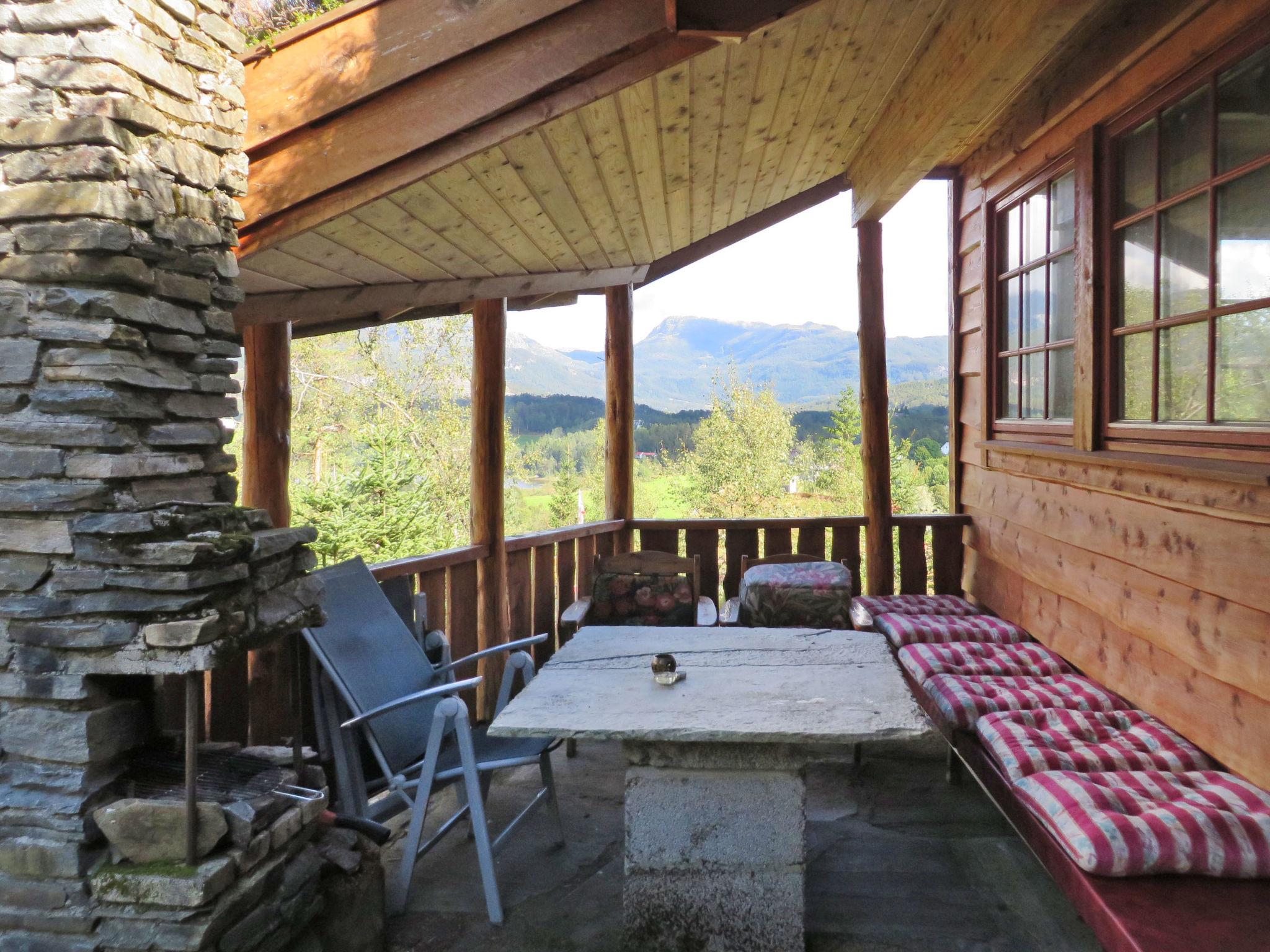 Photo 2 - Maison de 3 chambres à Os avec terrasse et sauna