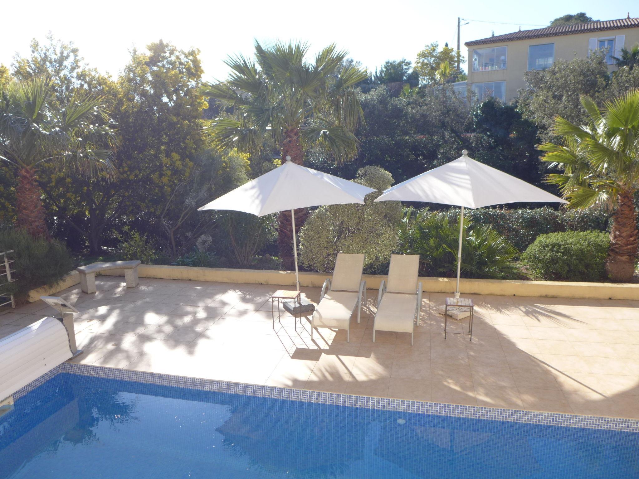 Foto 9 - Appartamento a Fréjus con piscina privata e giardino