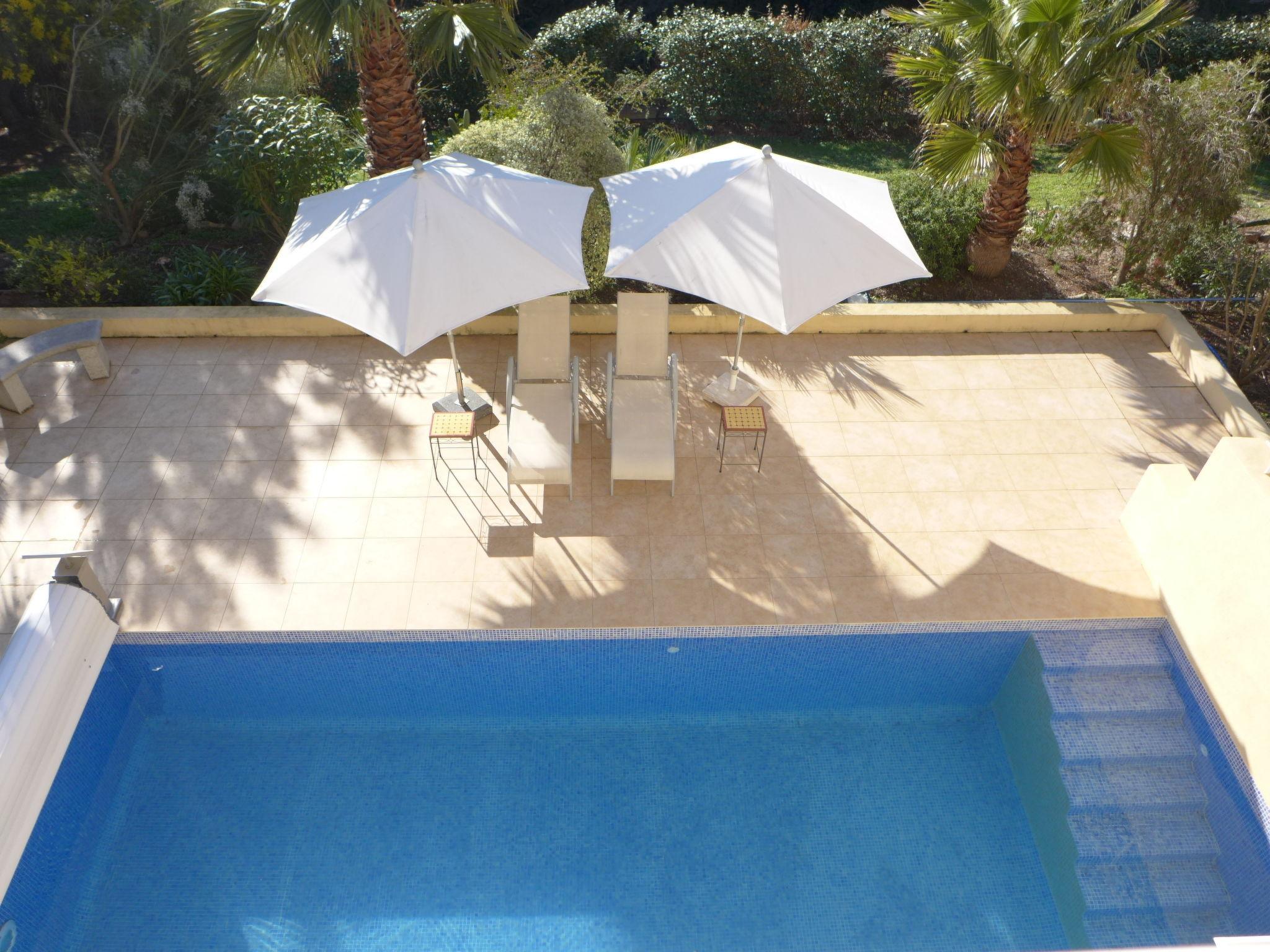 Photo 18 - Apartment in Fréjus with private pool and sea view