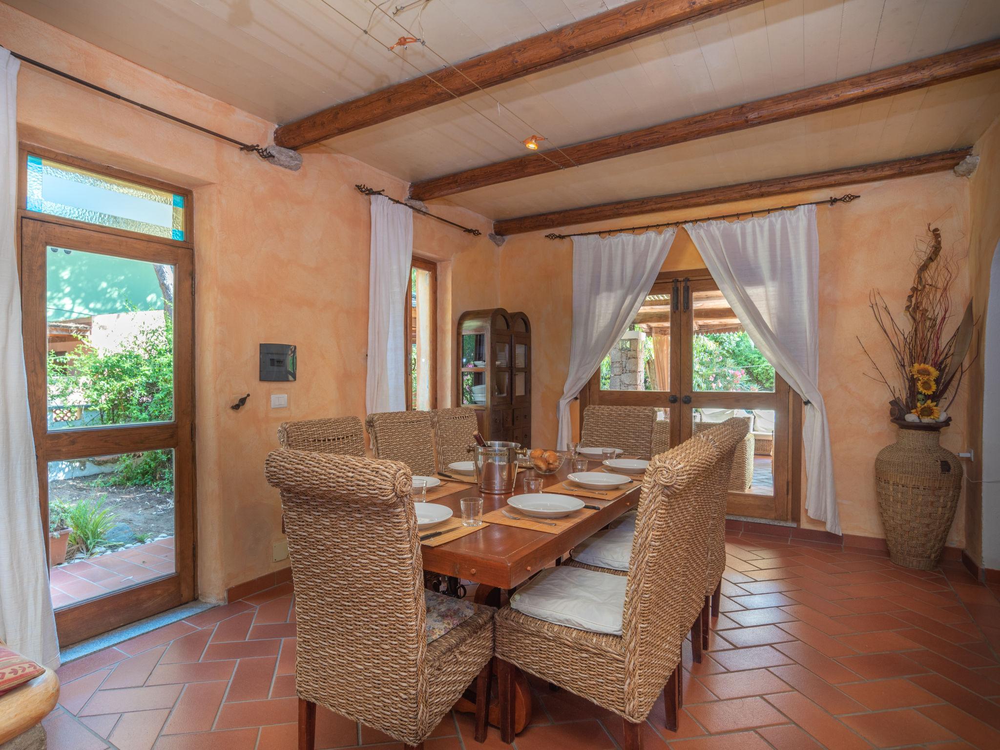 Foto 6 - Casa con 7 camere da letto a Valledoria con piscina privata e vista mare