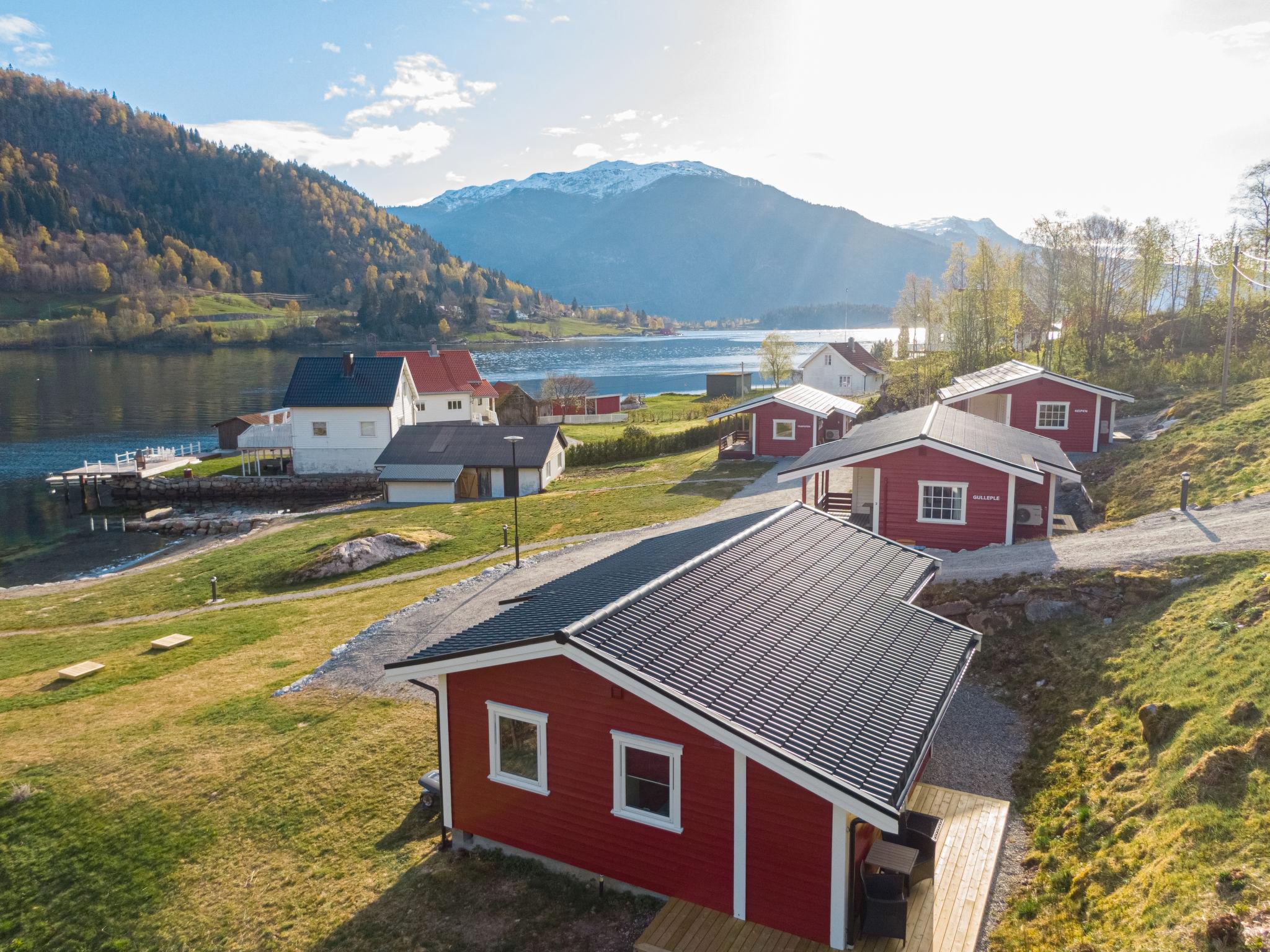 Foto 22 - Casa de 2 quartos em Balestrand com jardim e terraço