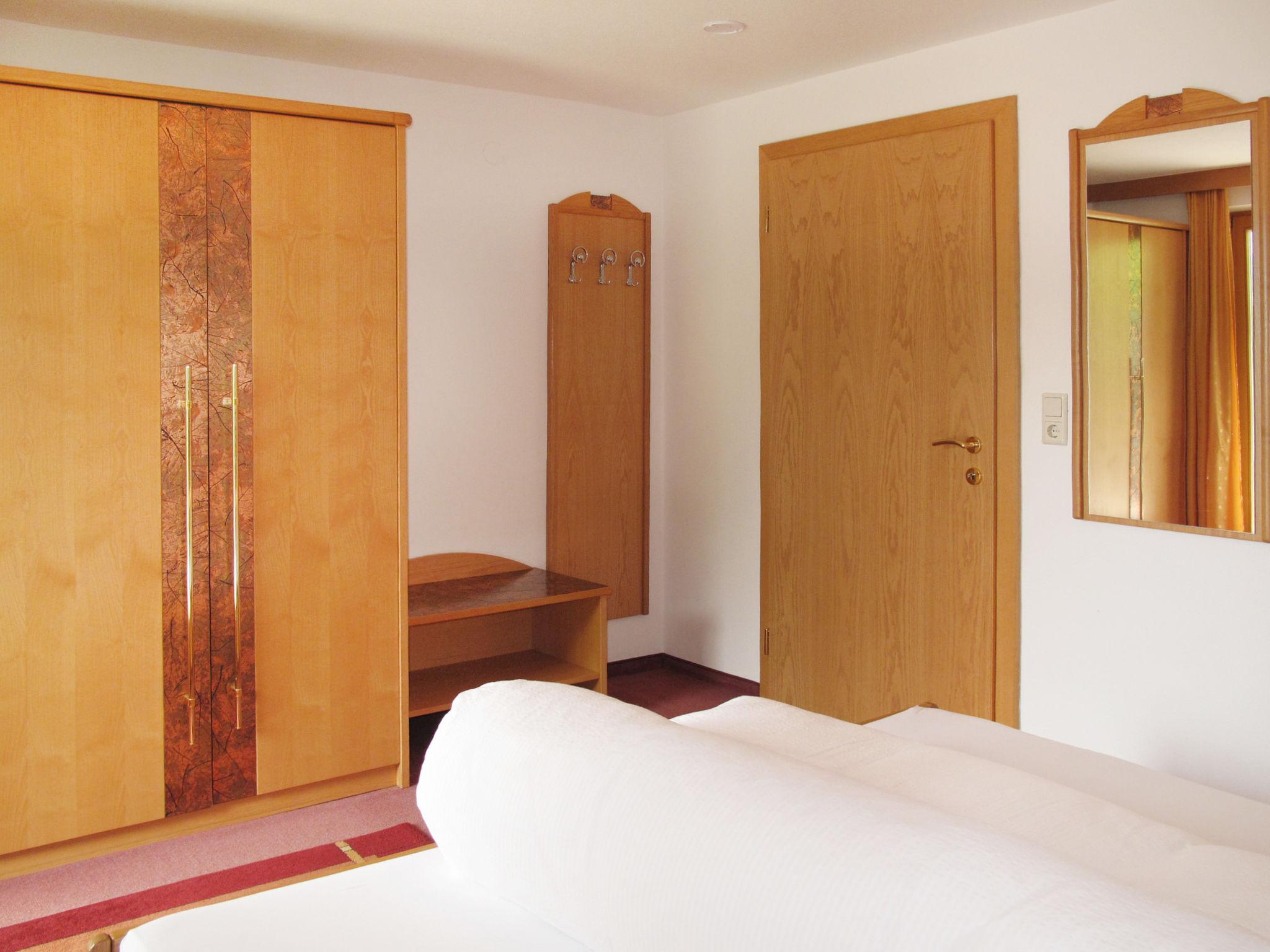 Foto 10 - Apartamento de 2 quartos em Spiss com jardim e sauna