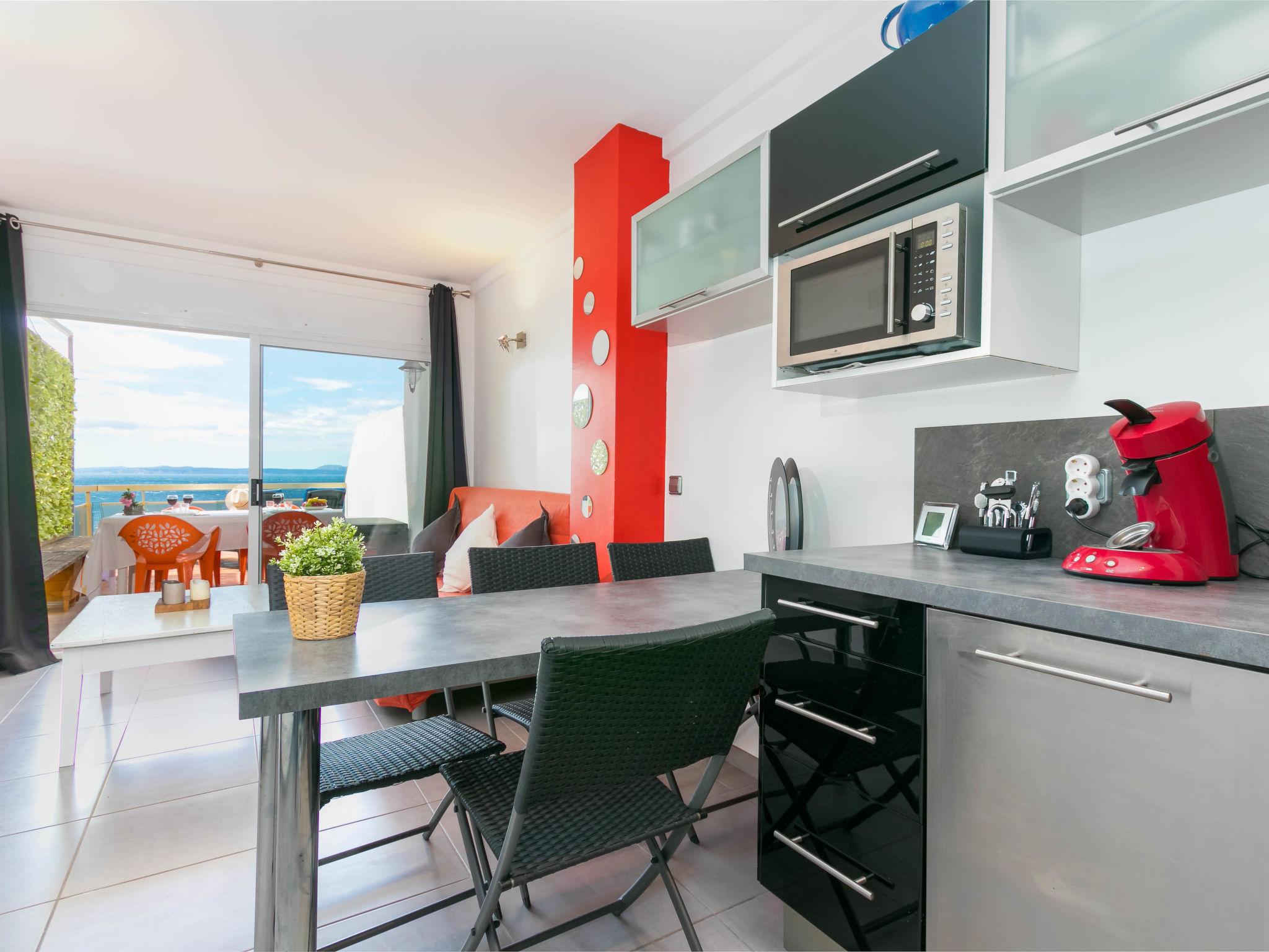 Foto 9 - Apartamento de 1 quarto em Roses com terraço e vistas do mar