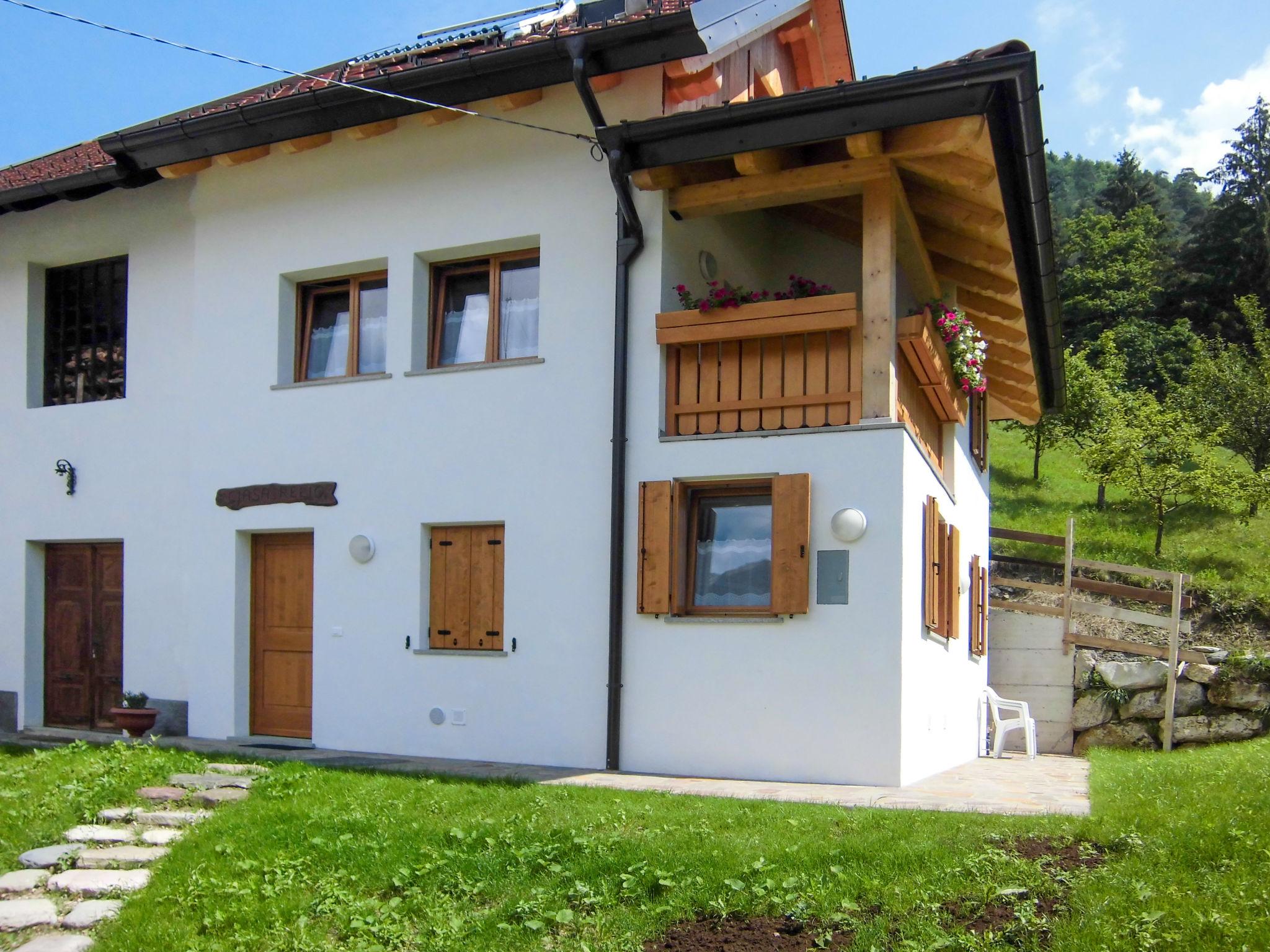 Photo 12 - Maison de 1 chambre à Ovaro avec jardin