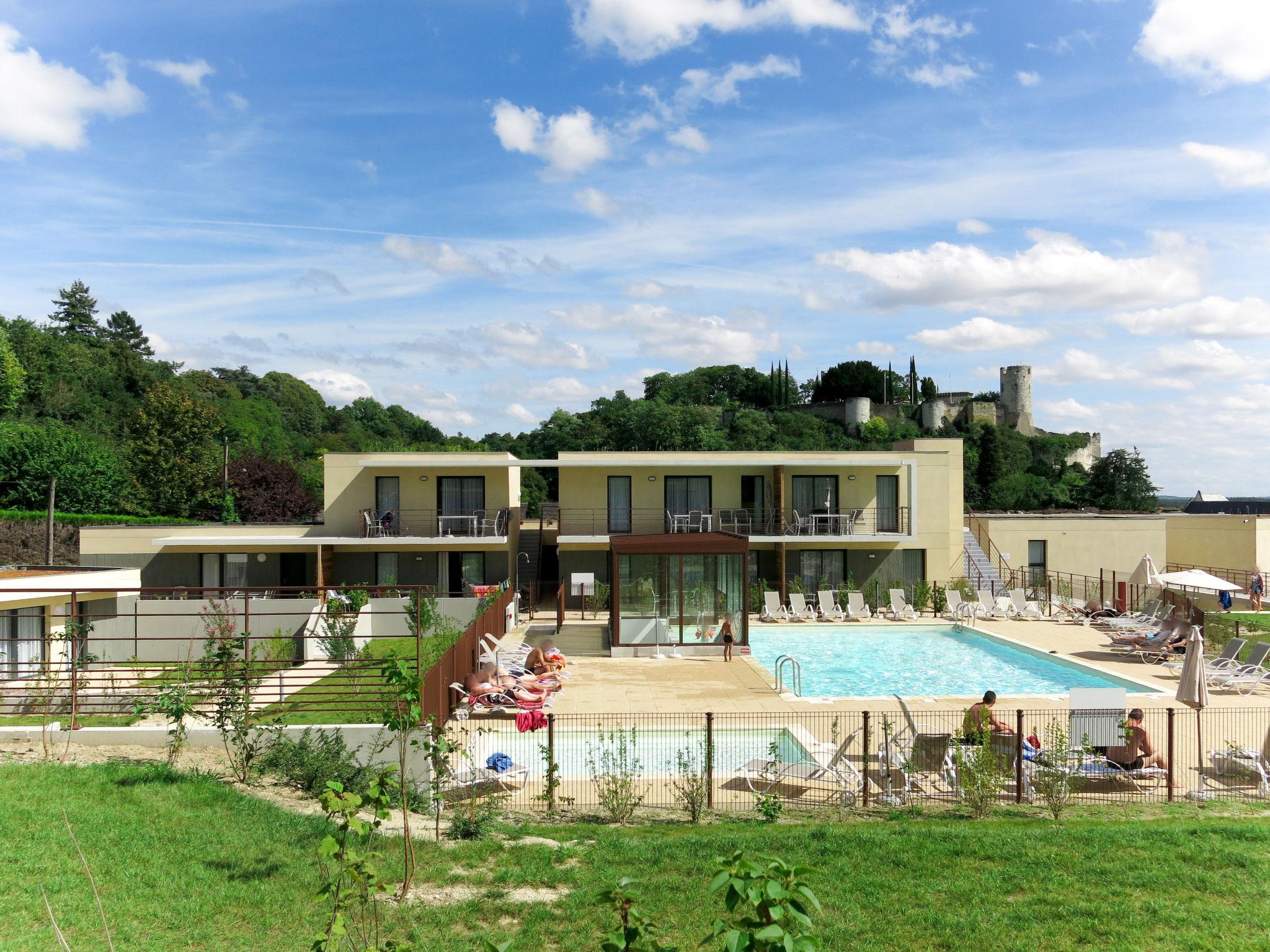 Foto 1 - Apartamento de 2 quartos em Chinon com piscina e terraço