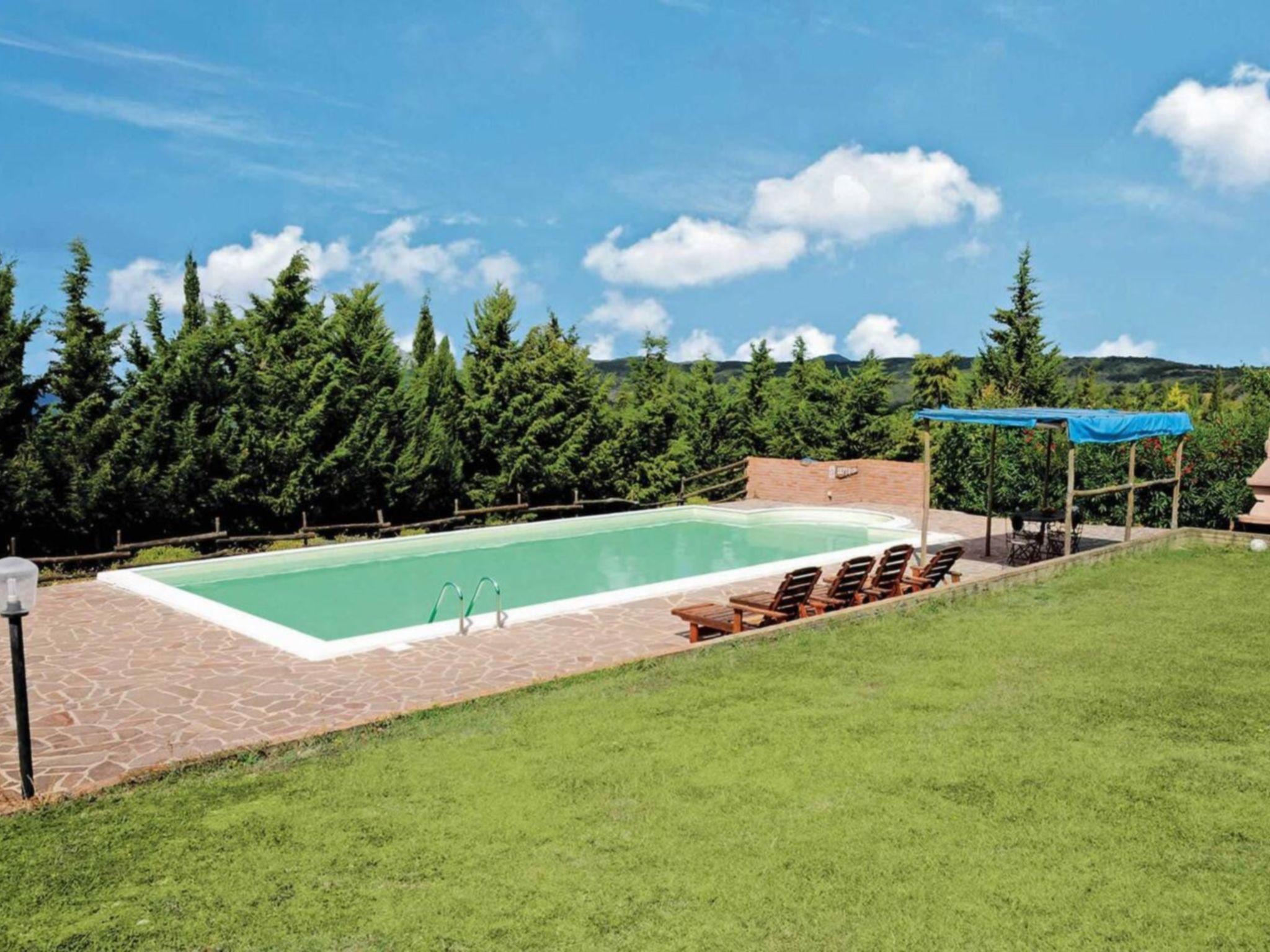 Photo 6 - Maison de 2 chambres à Pomarance avec piscine privée et jardin