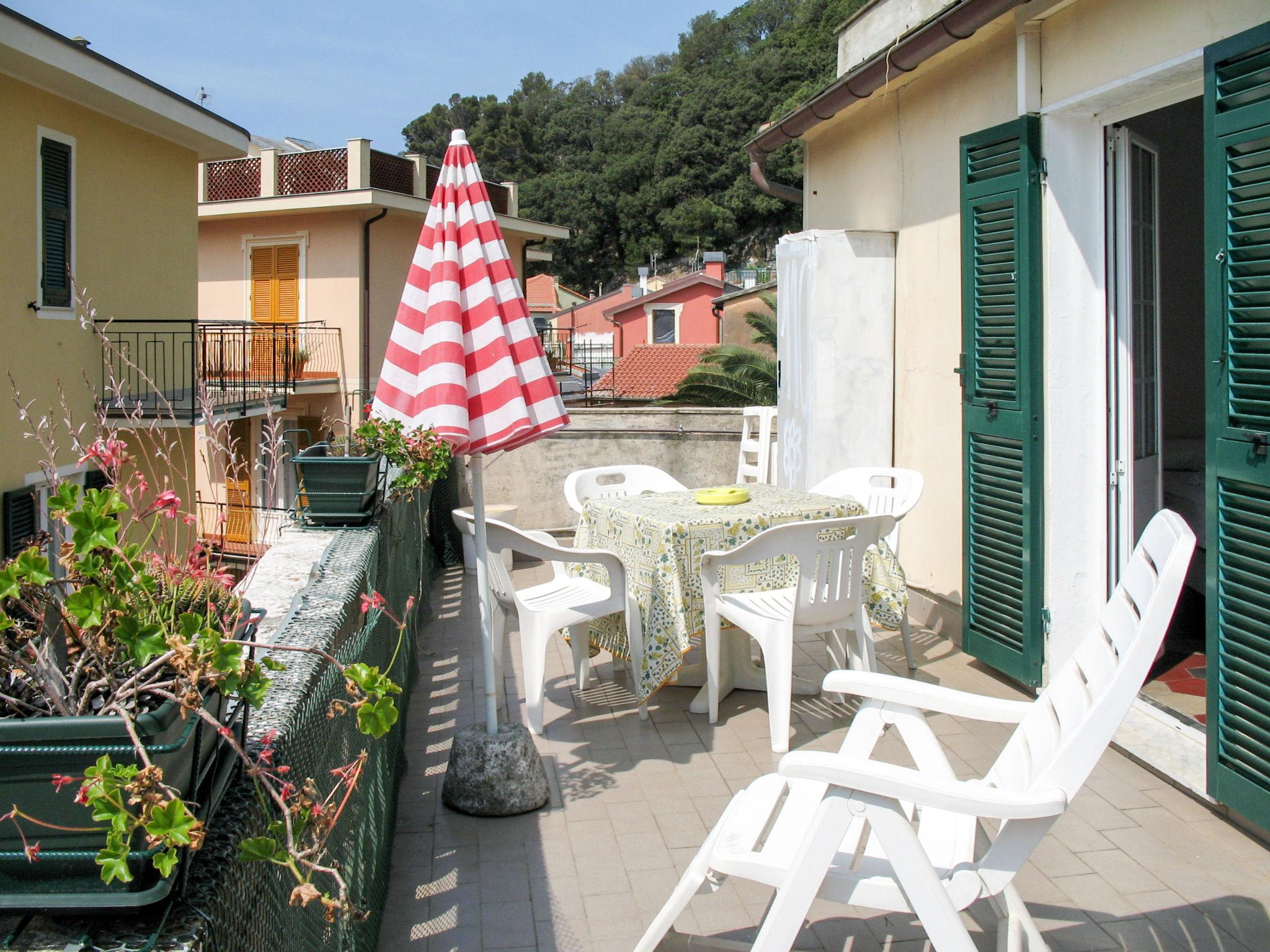 Foto 1 - Apartamento de 2 habitaciones en Moneglia con terraza y vistas al mar