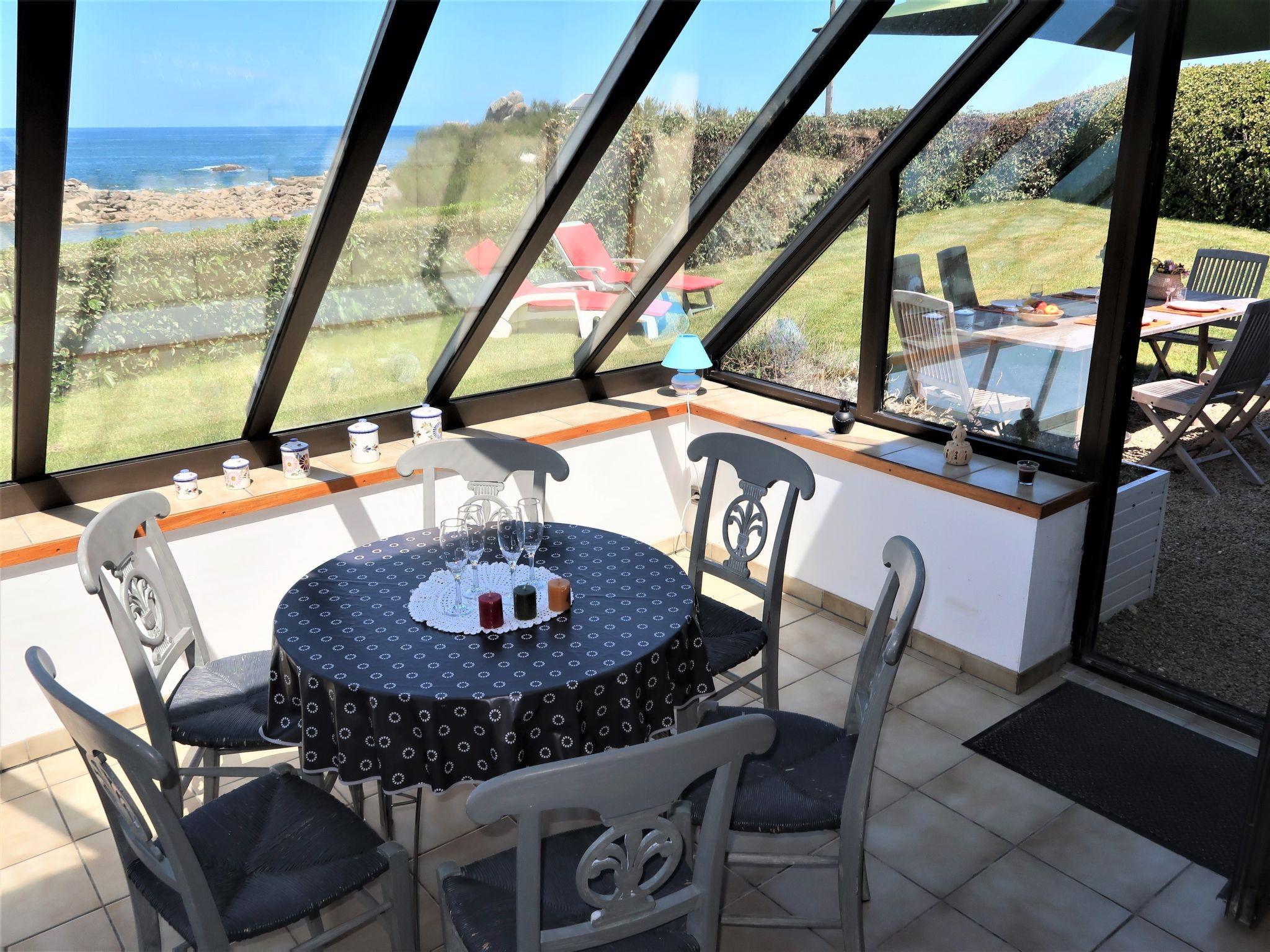 Photo 24 - 3 bedroom House in Plouescat with garden and sea view