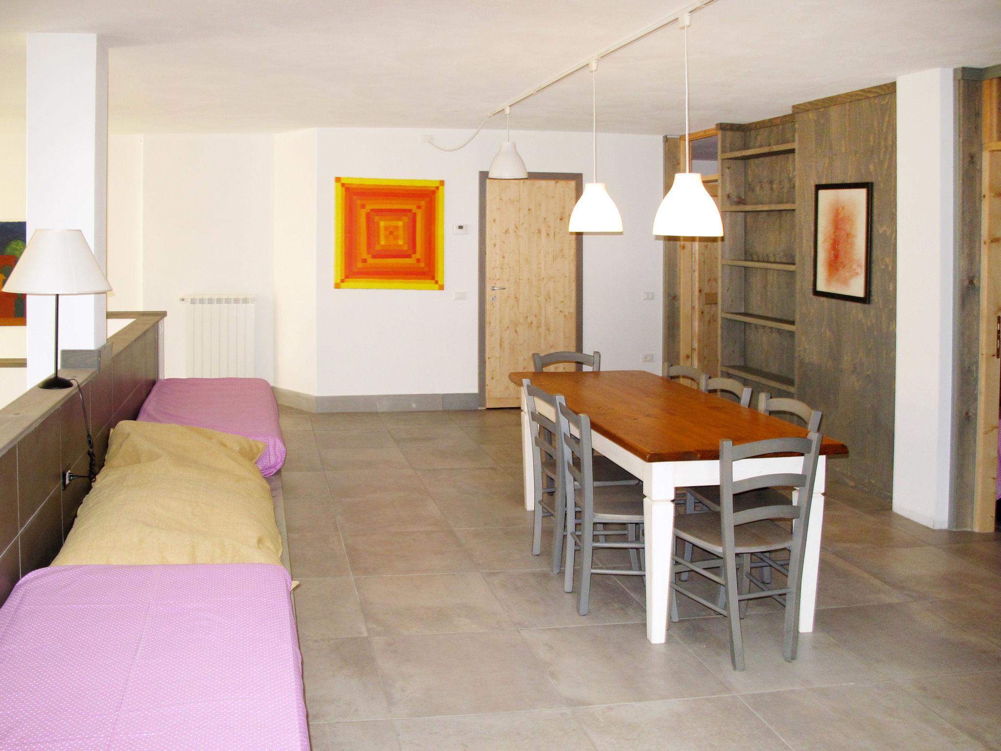 Foto 12 - Apartment mit 4 Schlafzimmern in Guardistallo mit schwimmbad und blick aufs meer