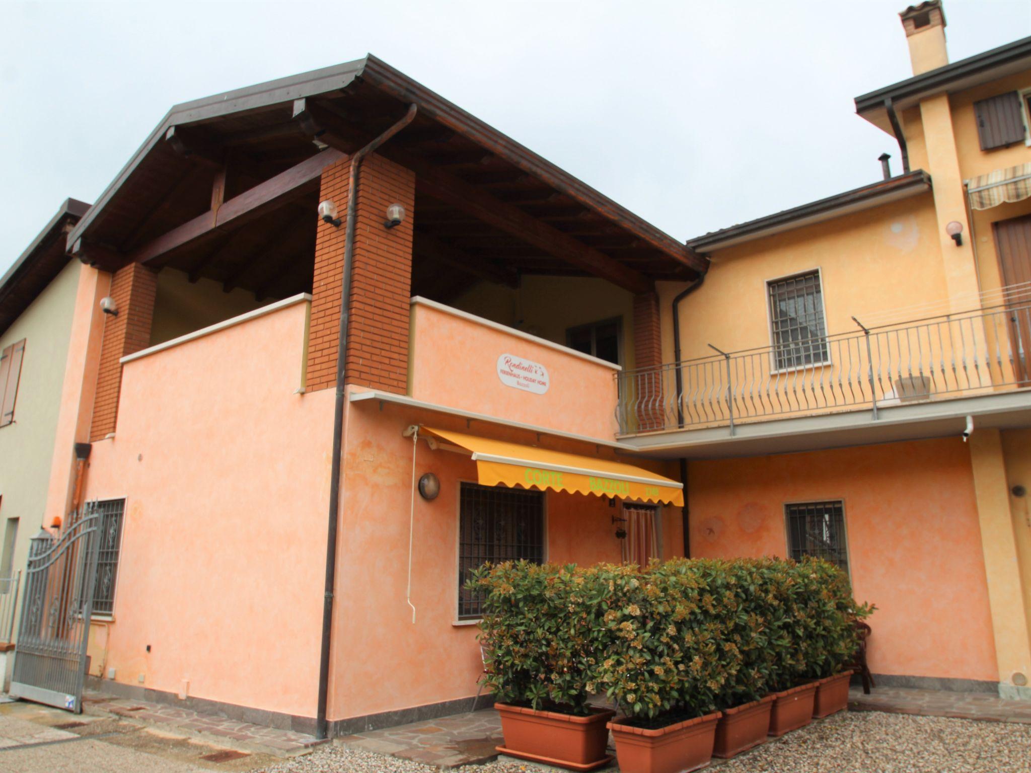 Foto 1 - Apartment mit 2 Schlafzimmern in Peschiera del Garda mit garten und blick auf die berge