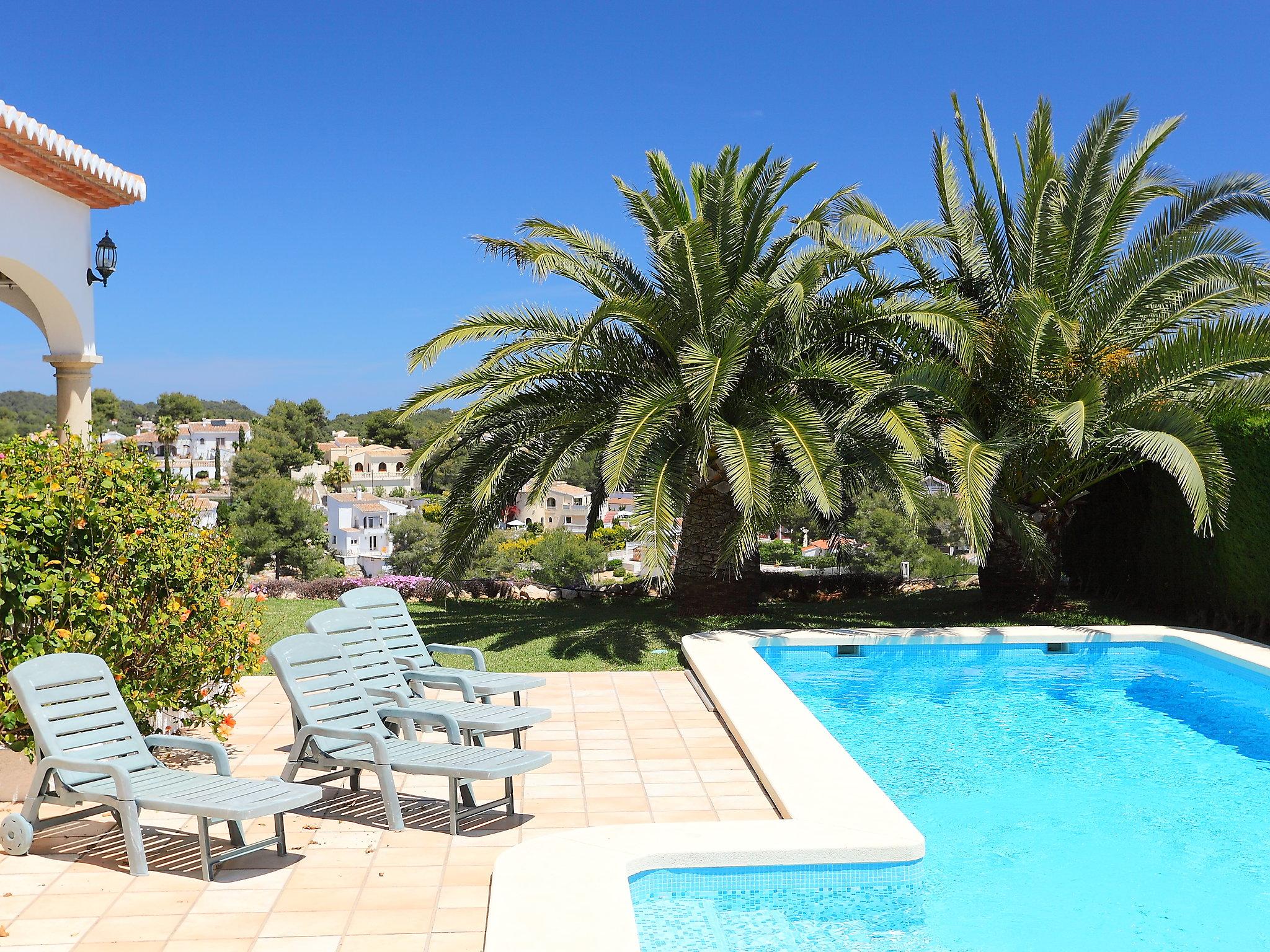 Foto 2 - Casa de 3 quartos em Jávea com piscina privada e jardim